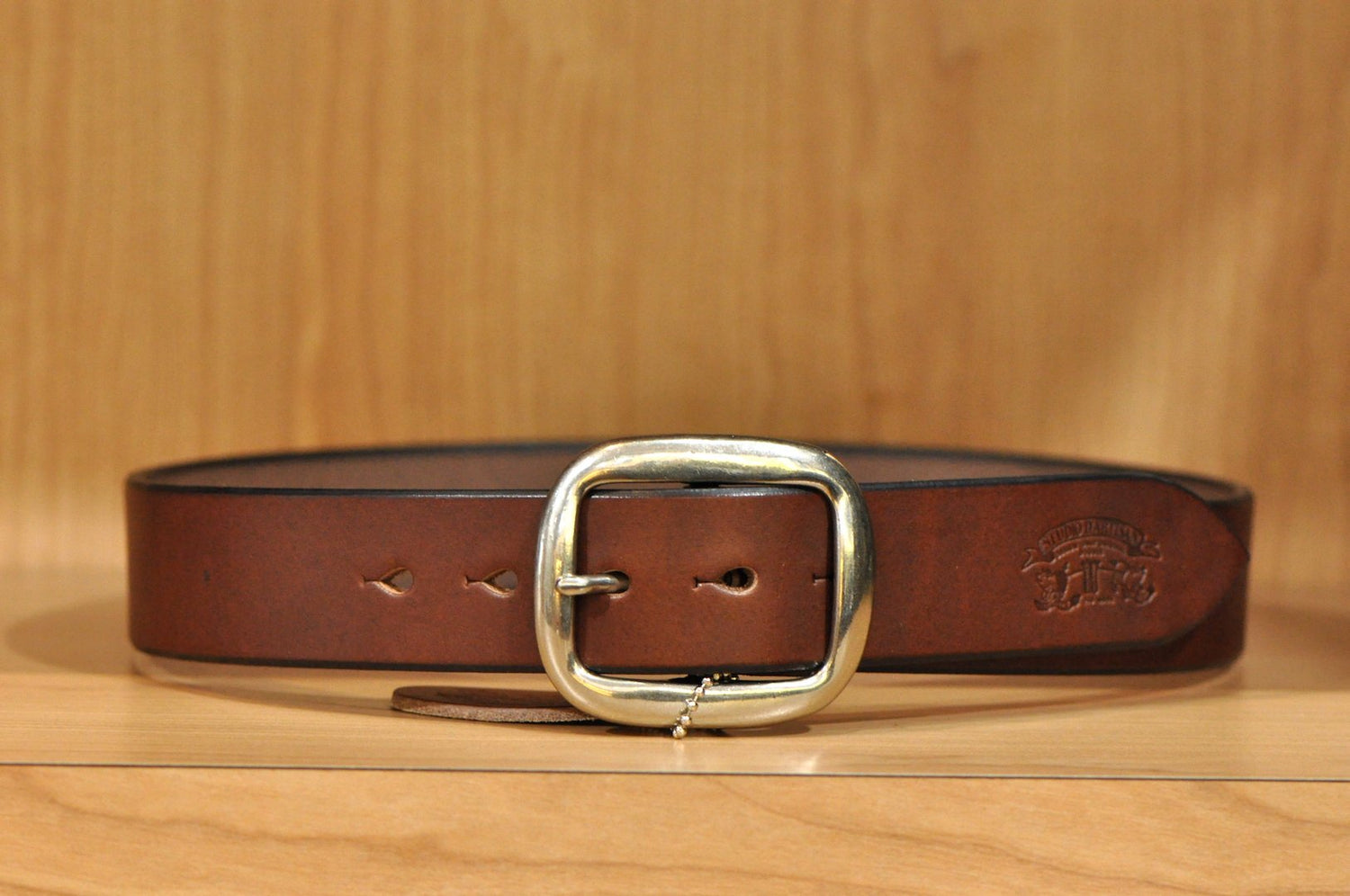 STUDIO D'ARTISAN BEND COWHIDE BELT (BROWN)