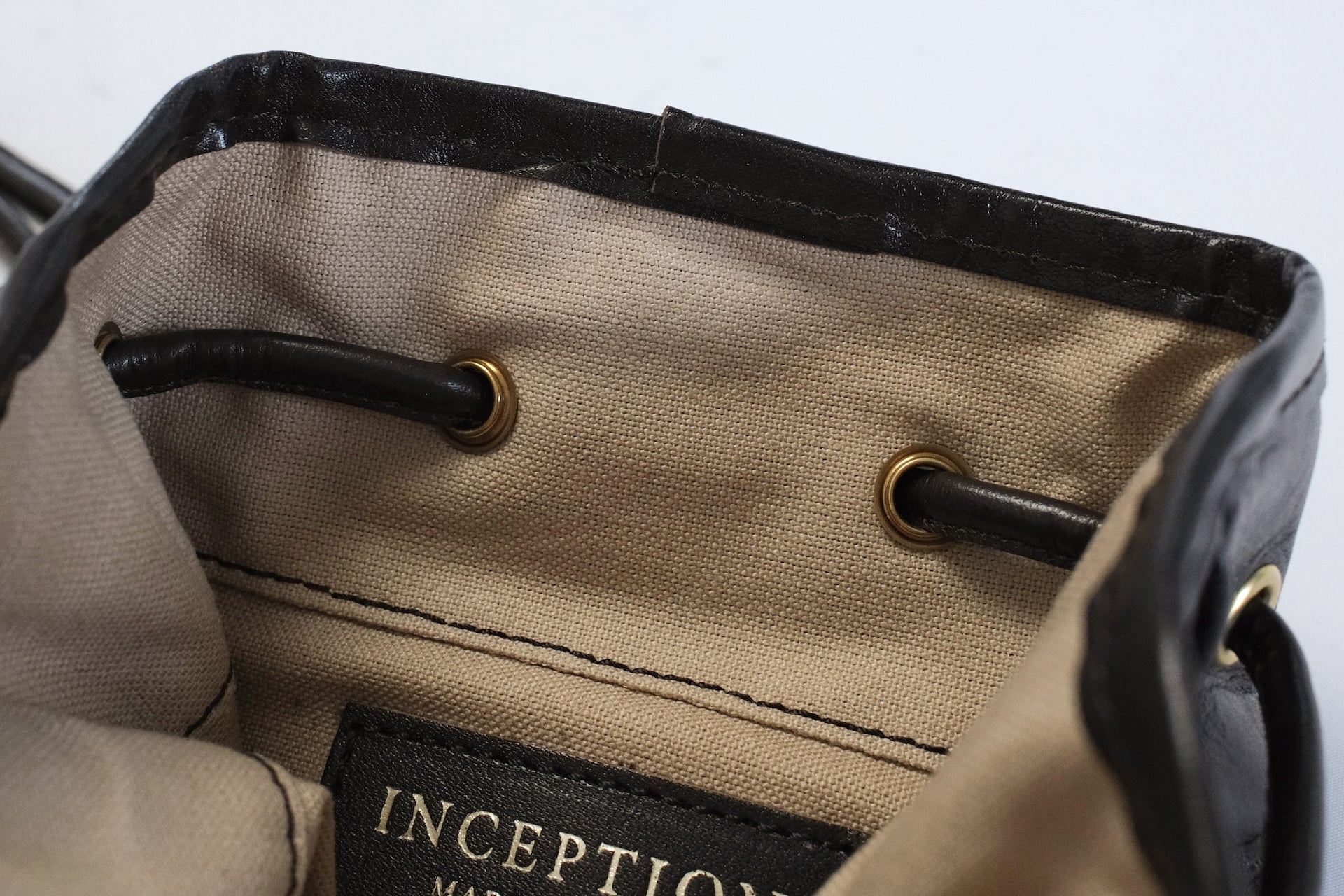 Inception by Accel Company Horsehide Pouch Bag (Brown Tea-core)