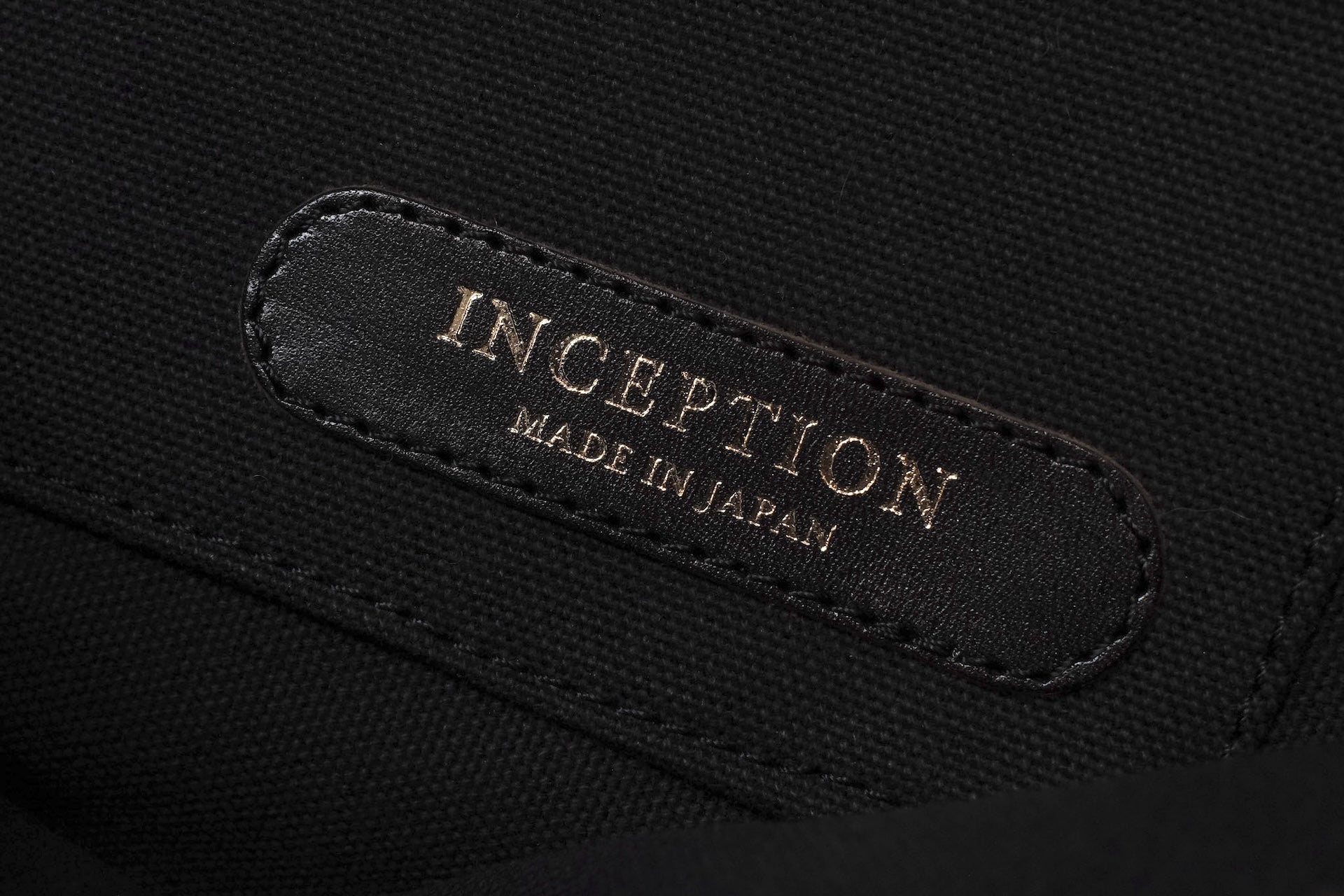 Inception by Accel Company Horsehide Body Bag (Black Tea-core)