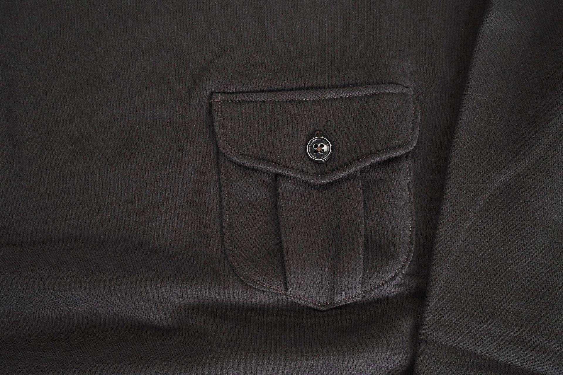 Freewheelers 11oz Set-In Sleeve Loopwheeled "Pocket Sweatshirt" (Soot Black X Charcoal Black)