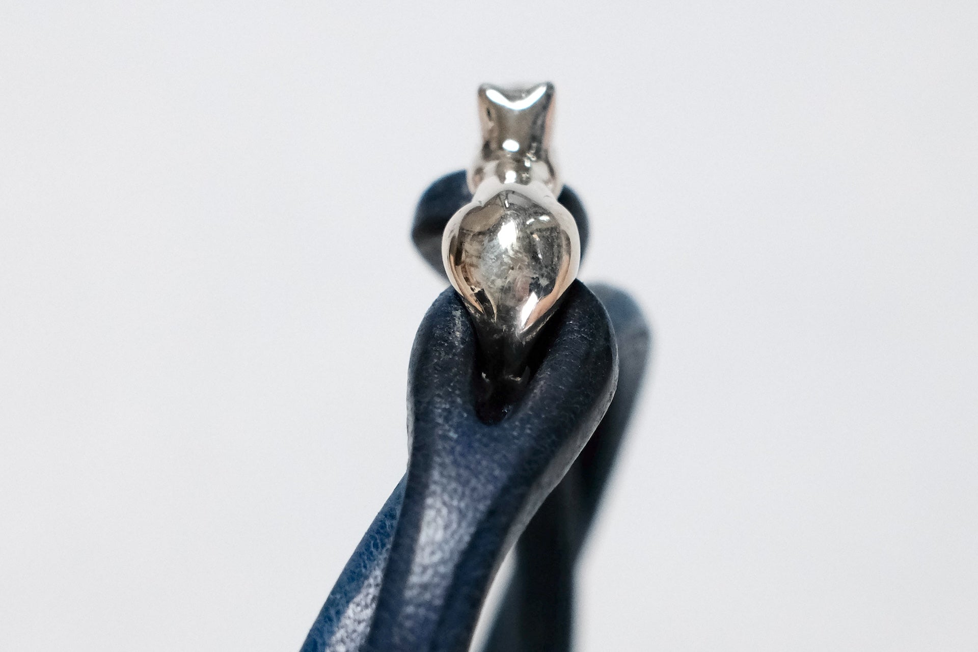 Cramp by Ginkawaten "Cat Familiar" Double Cuff With Red Ruby (Navy)
