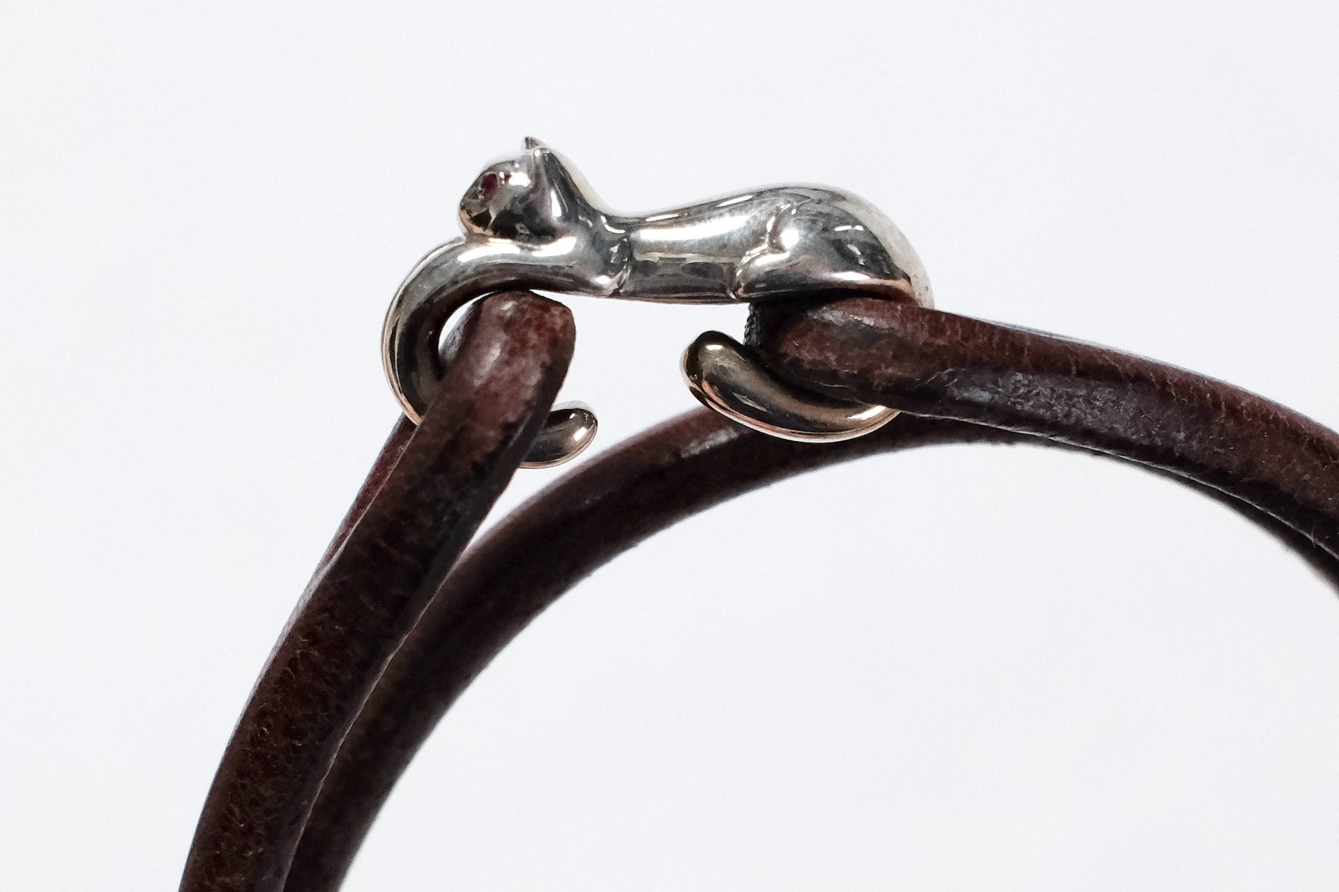 Cramp by Ginkawaten "Cat Familiar" Double Cuff With Red Ruby (Chocolate)