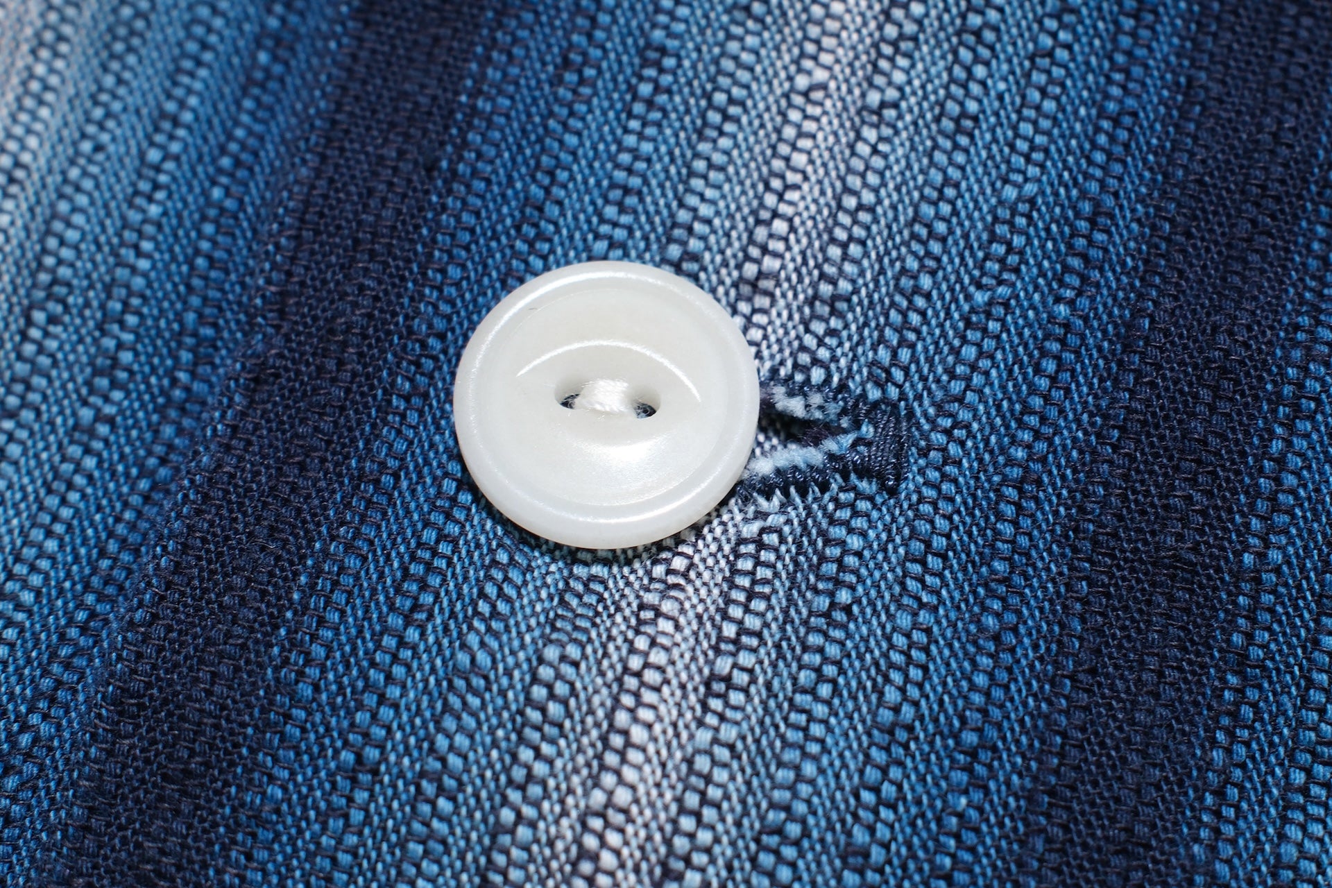 Studio D'Artisan Lightweight "Shijira Awa-Ai" Natural Indigo Dyed Workshirt (Wave-Light)