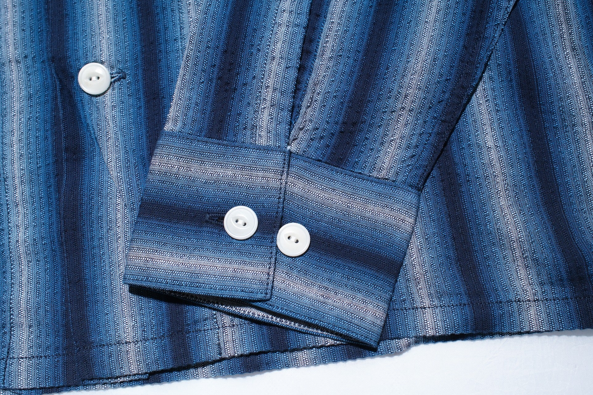 Studio D'Artisan Lightweight "Shijira Awa-Ai" Natural Indigo Dyed Workshirt (Wave-Light)