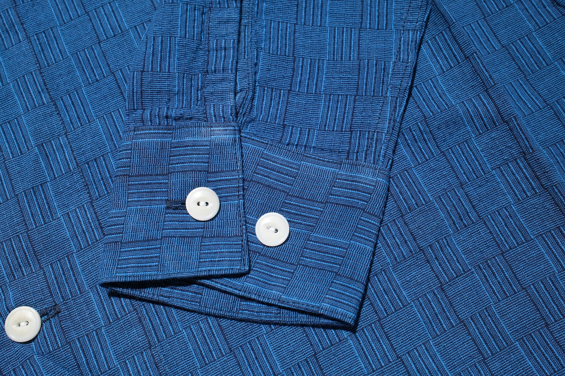 Studio D'Artisan Lightweight "Shijira Awa-Ai" Natural Indigo Dyed Workshirt (Drywood)
