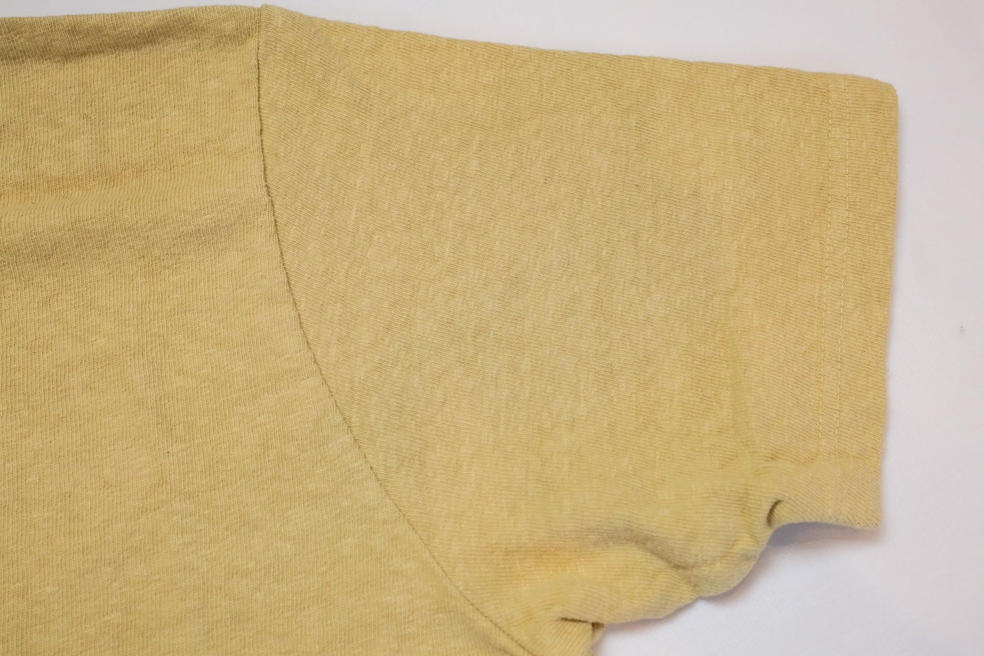 UES 9.5oz "NO.8 Slub Nep" Heavyweight Plain Tee (Mustard Yellow)