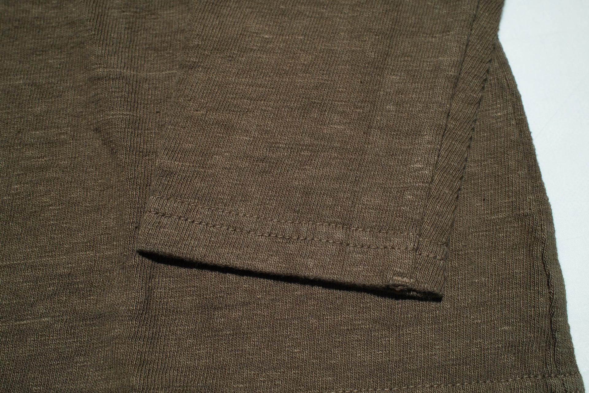 UES 9.5oz "NO.8 Slub Nep" Heavyweight L/S Plain Tee (Vintage Olive)