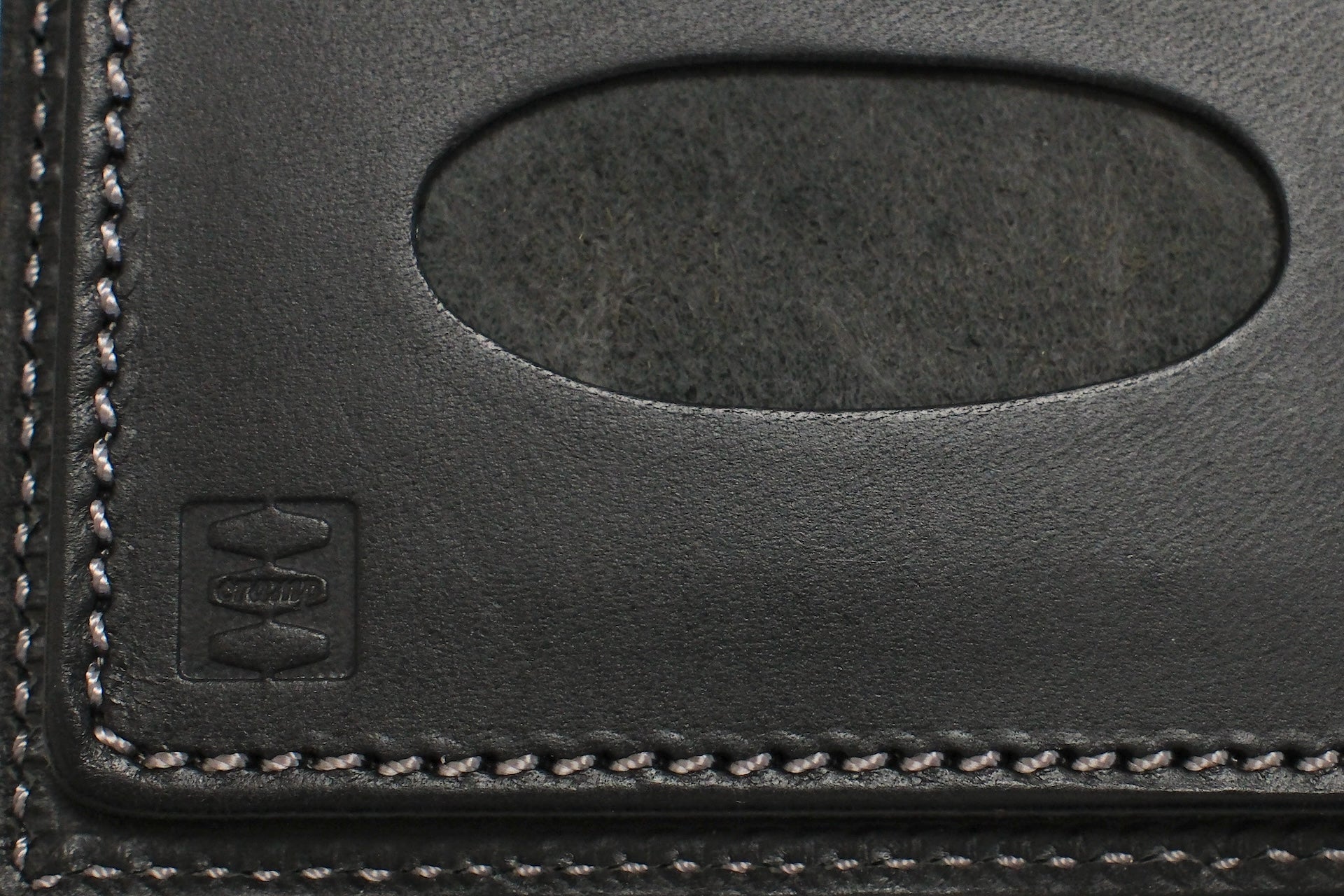 Cramp by Ginkawaten Full-Grain Cowhide Card Case