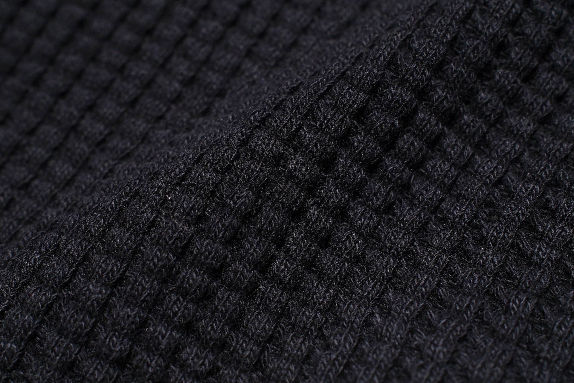 UES Ultra Heavyweight "Big Waffle" L/S Henley Thermal (Black)