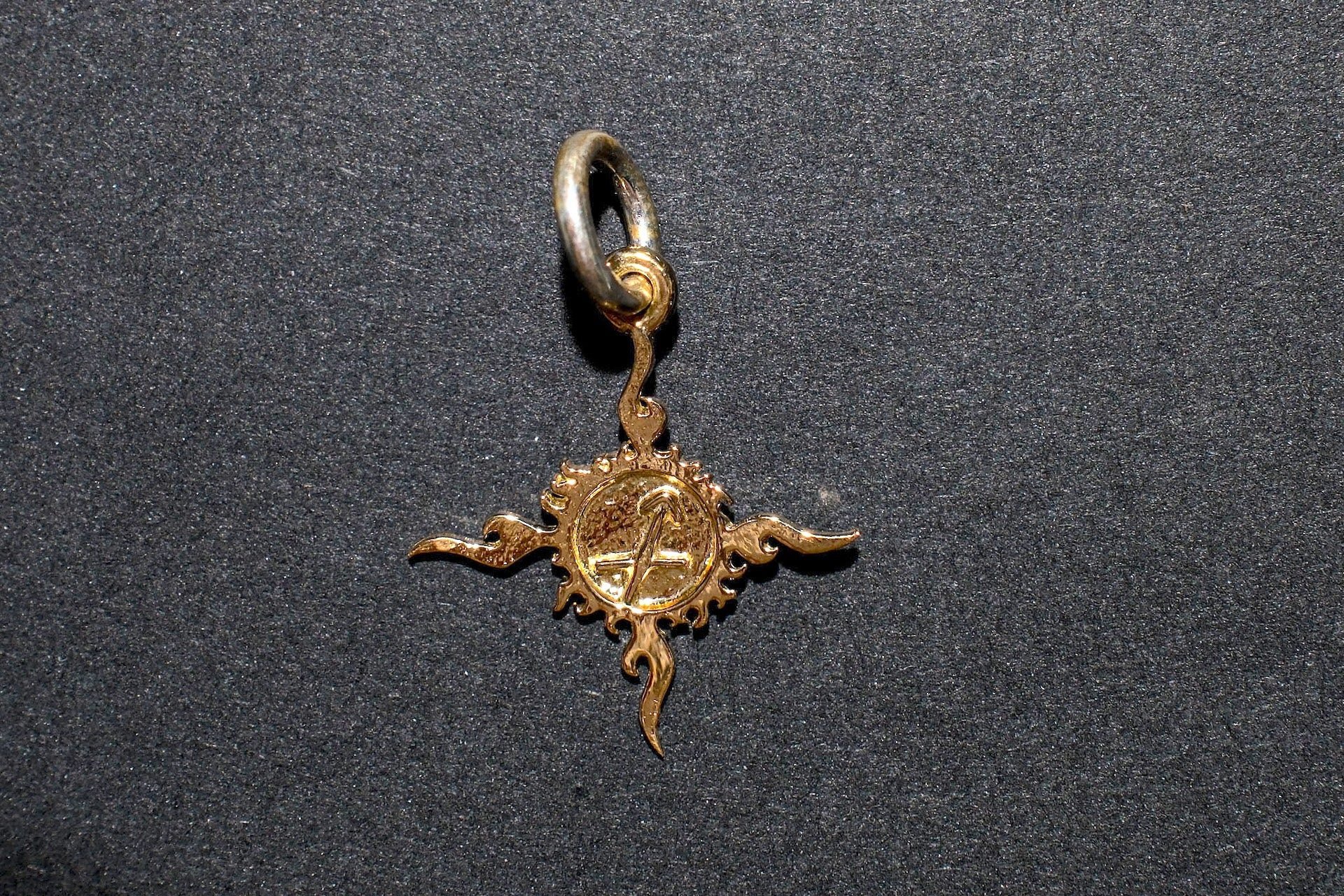 First Arrow's 18K Gold "Sunburst" Mini Trademark Pendant (P-396)