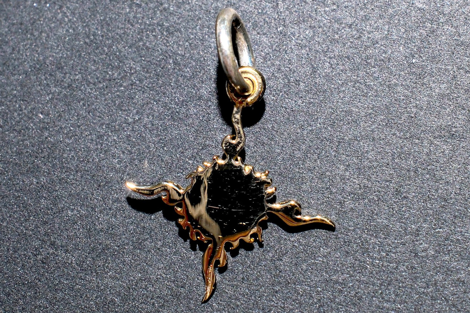 First Arrow's 18K Gold "Sunburst" Mini Trademark Pendant (P-396)