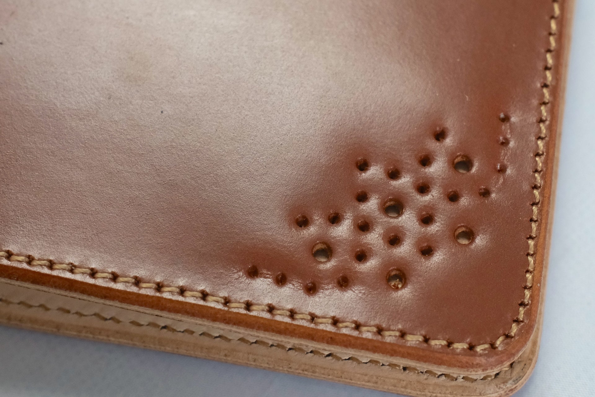 Ginkawaten X CORLECTION Bridle Cowhide Short Wallet (Foxy Brown)