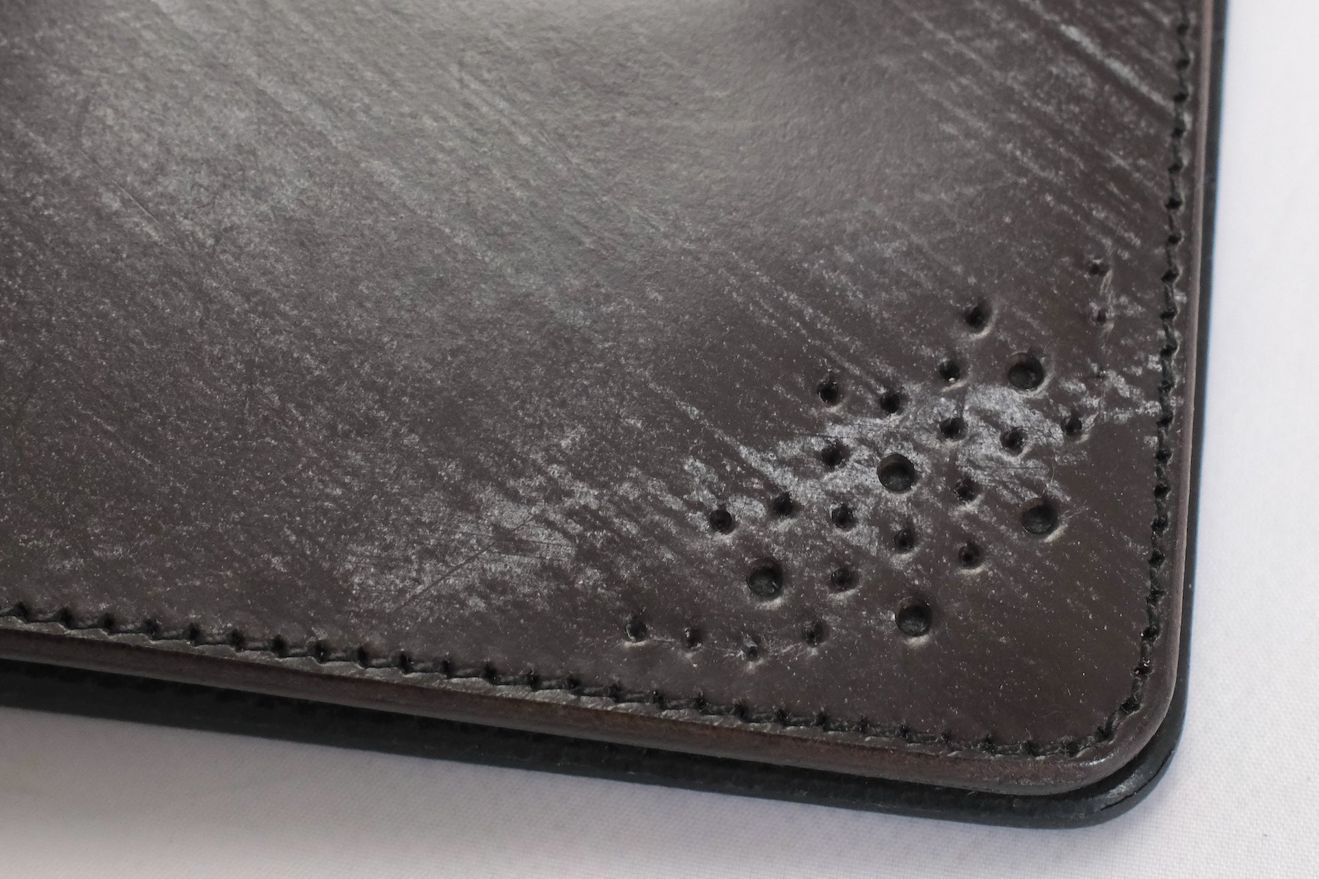 Ginkawaten X CORLECTION Bridle Cowhide Short Wallet (Chocolate Brown)