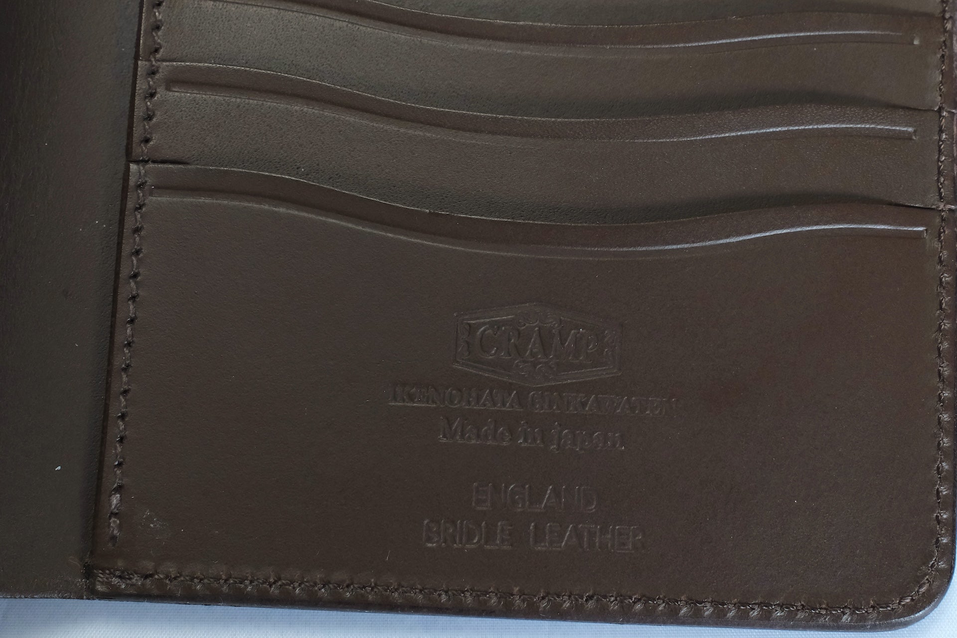 Ginkawaten X CORLECTION Bridle Cowhide Short Wallet (Pure Black)