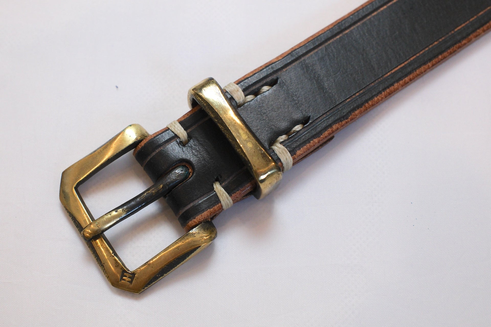 Cramp by Ginkawaten Saddle Cowhide Narrow Belt (Black Tea-core)