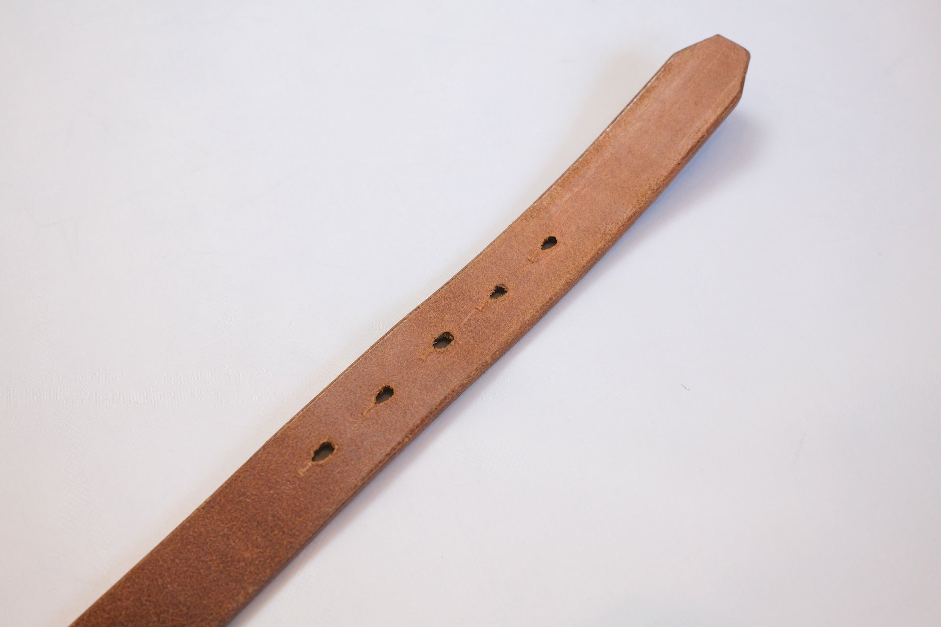 Cramp by Ginkawaten Saddle Cowhide Narrow Belt (Brown Tea-core)