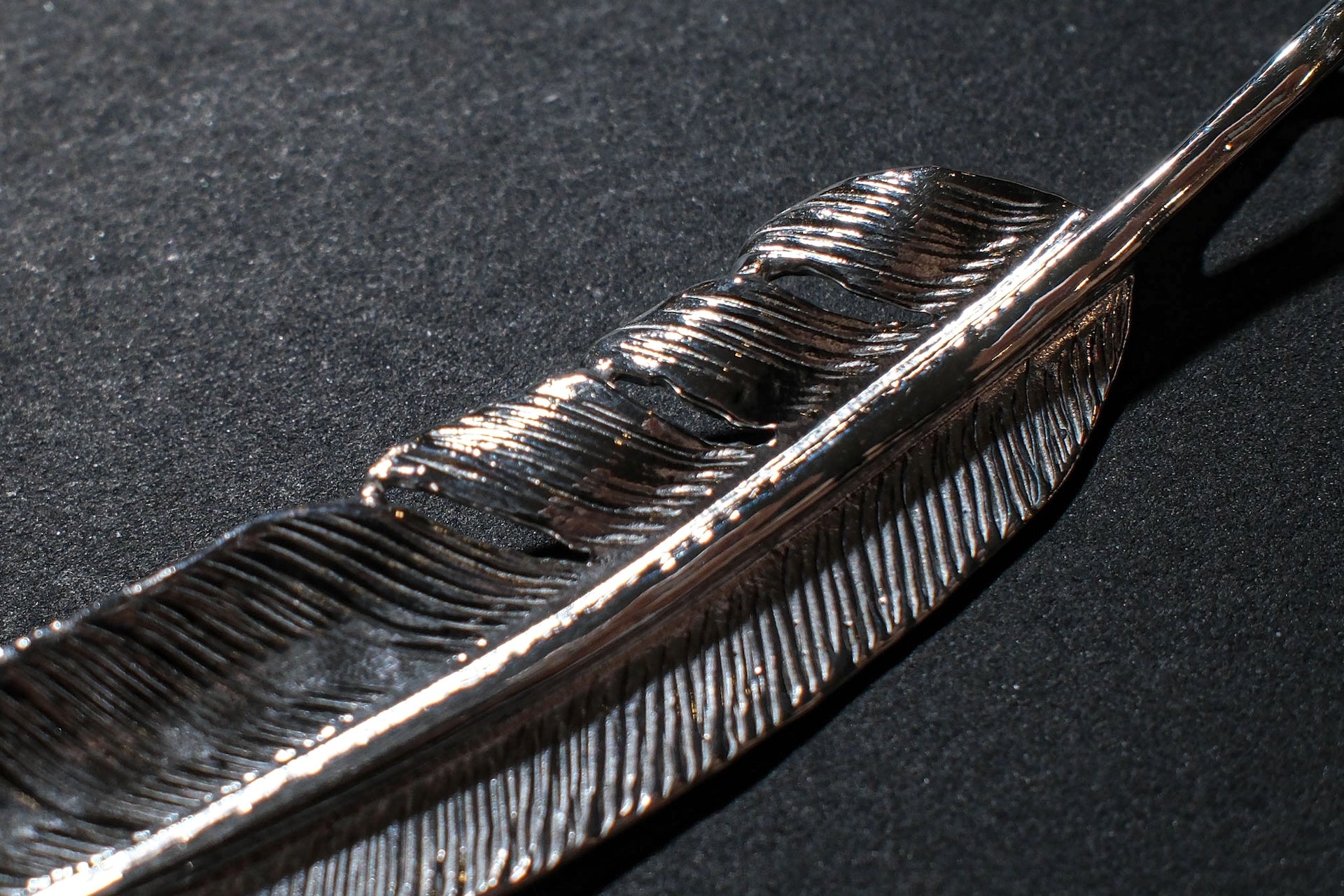 First Arrow's Large Silver Feather With Turquoise Pendant (P-003)