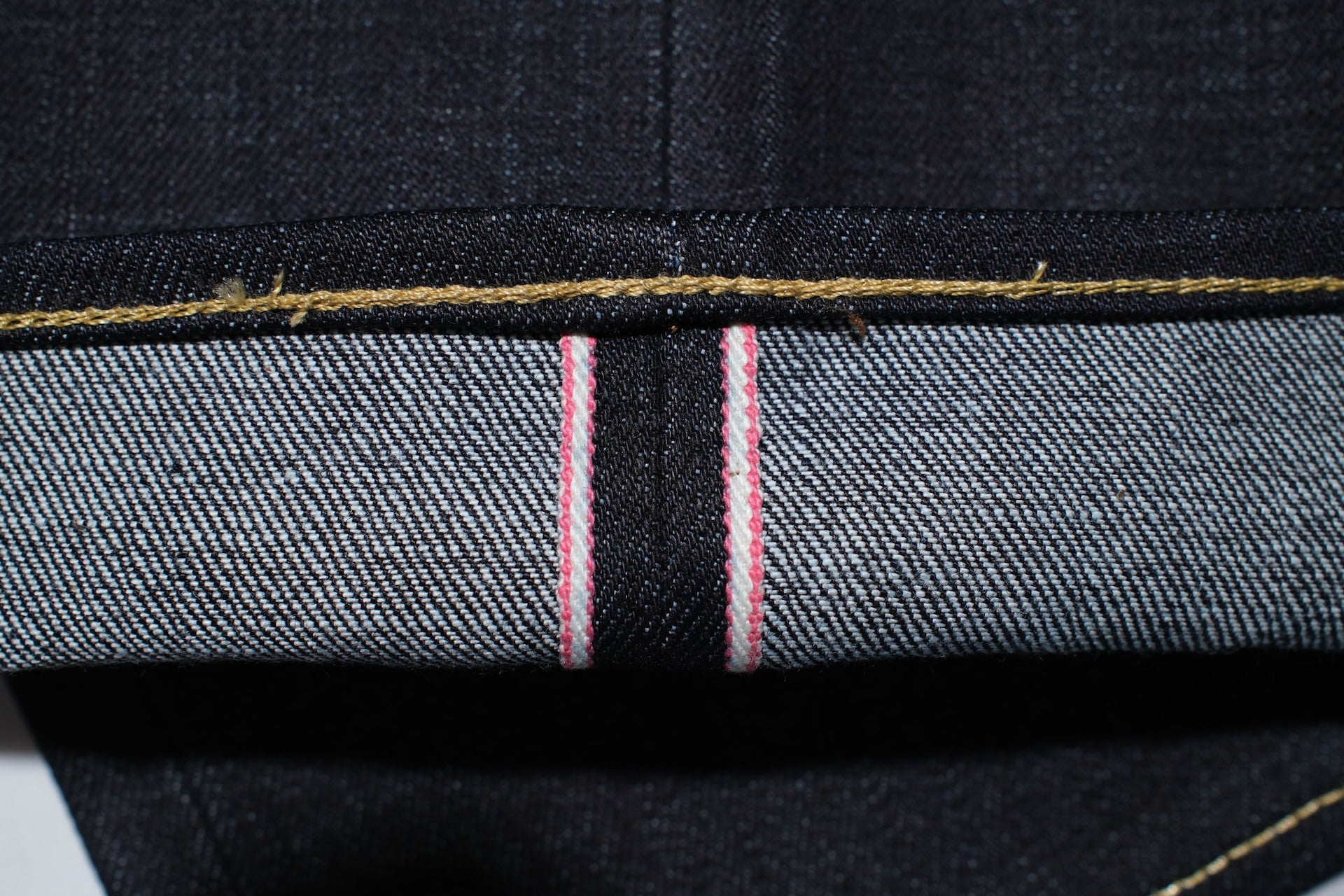 MOMOTARO JEANS 14.7oz "Tokuno Blue" #200 Denim (New Tapered fit)