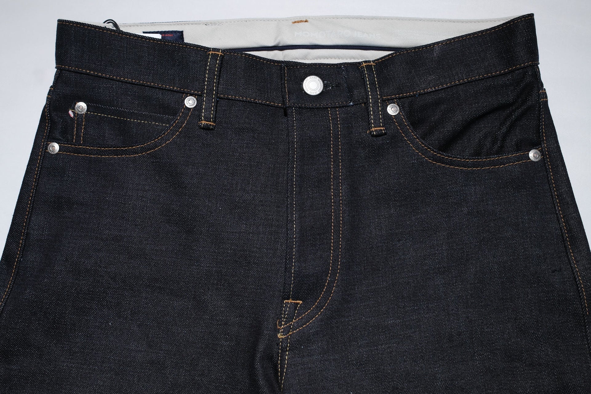 MOMOTARO JEANS 14.7oz "Tokuno Blue" #200 Denim (New Tapered fit)
