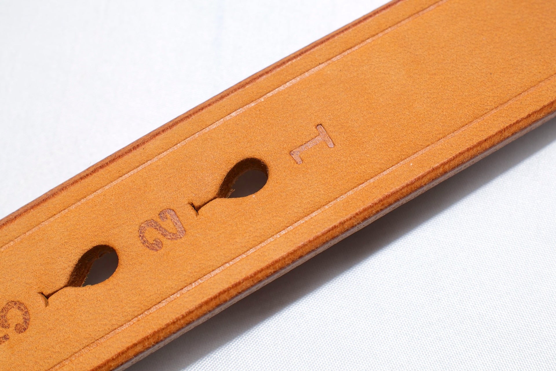 Inception by Accel Company "Benz Cowhide" Narrow Belt (Camel)