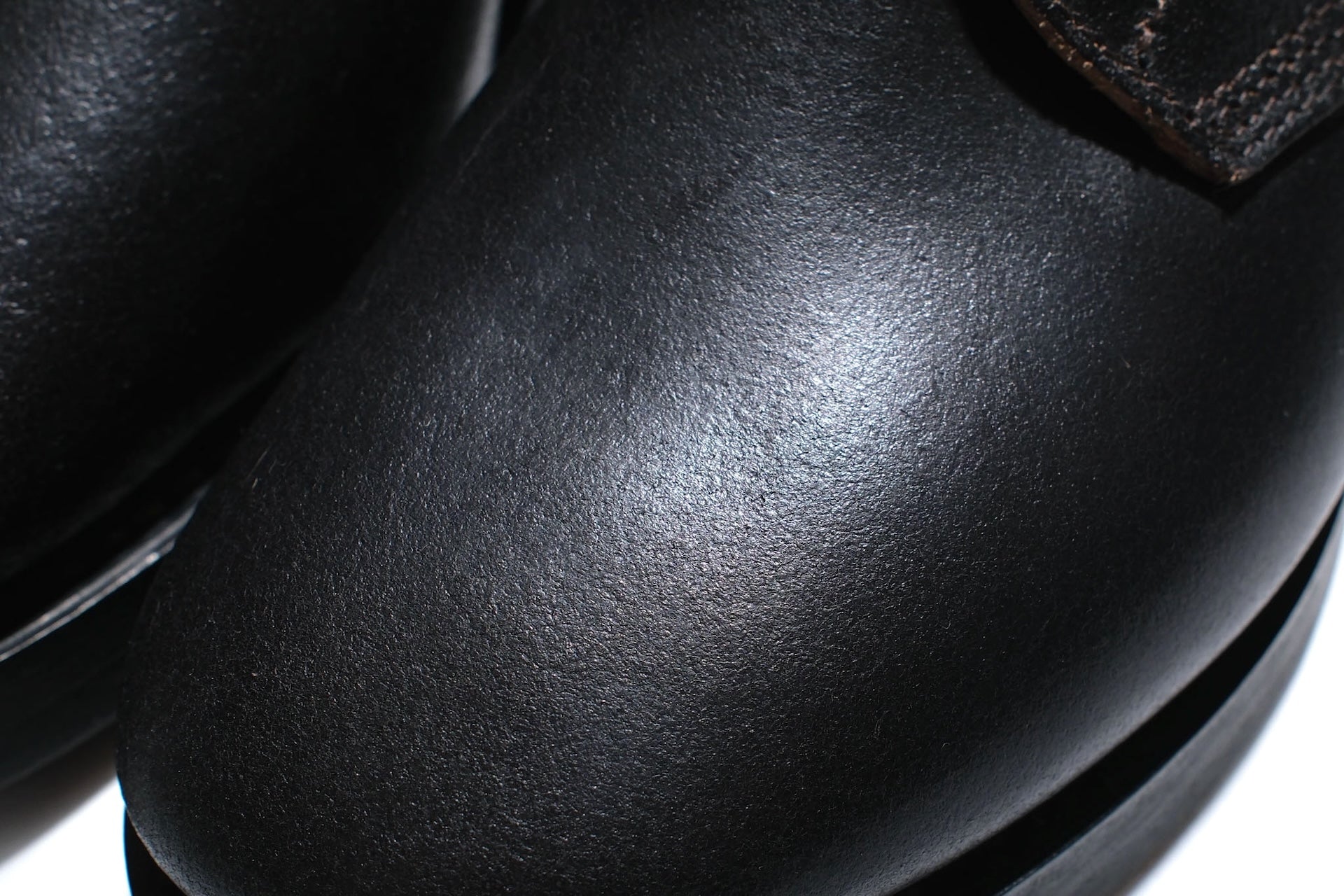Skoob X CORLECTION Horween Waxed Cowhide "INFANTRY" Boots (Black Tea-core)