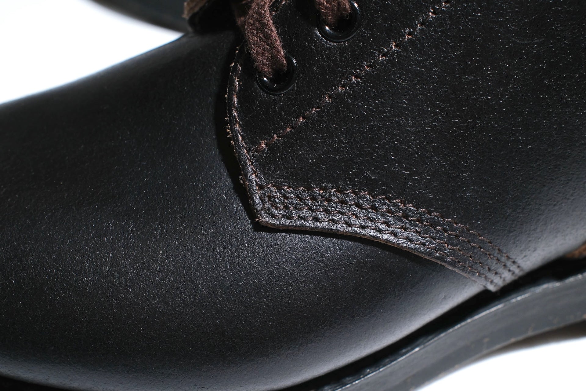 Skoob X CORLECTION Horween Waxed Cowhide "INFANTRY" Boots (Black Tea-core)