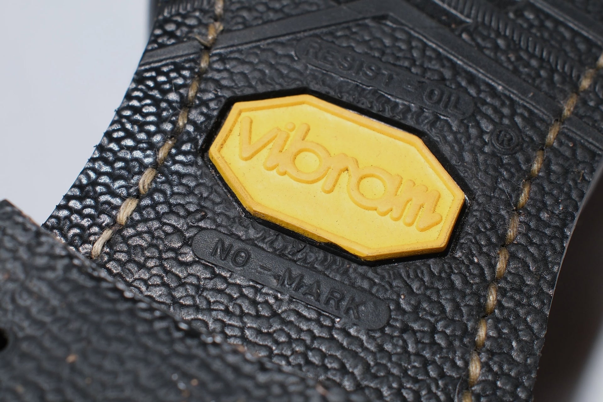 Skoob X CORLECTION Horween Waxed Cowhide "INFANTRY" Boots (Black Tea-core)
