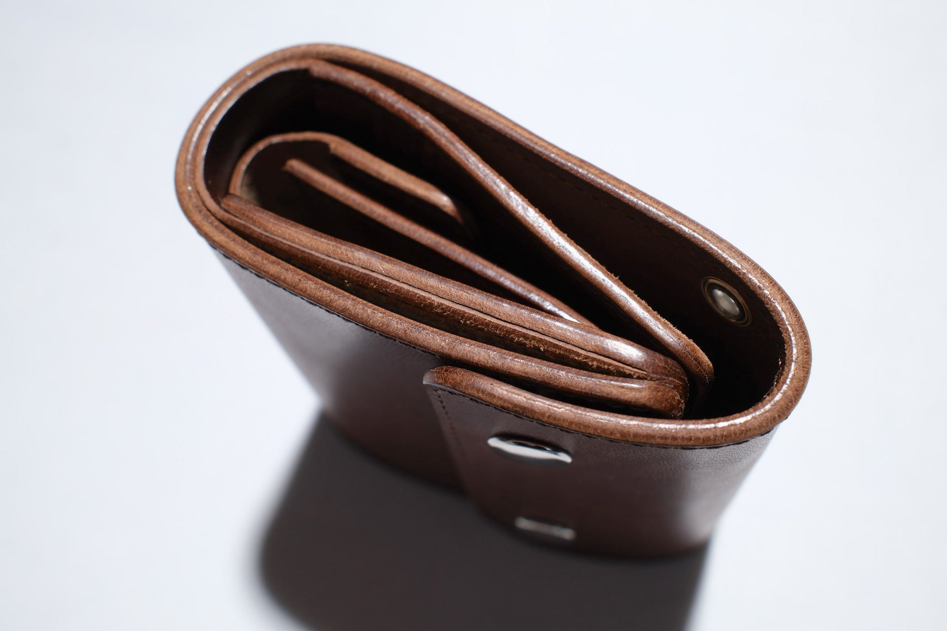 Inception by Accel Co. Horsebutt Short Trucker Wallet (Brown Tea-core)