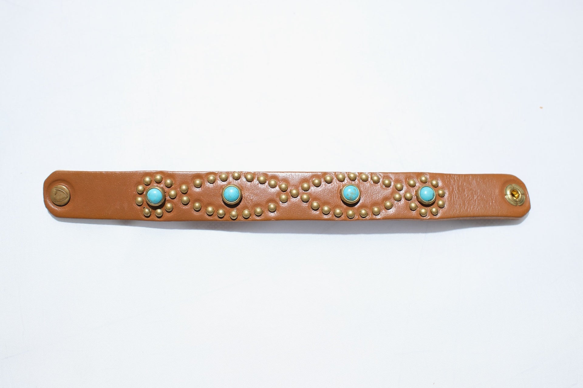 Hollywood Trading Company "Silent Watcher" Single Cuff with Turquoise (Light Brown Tea-core)