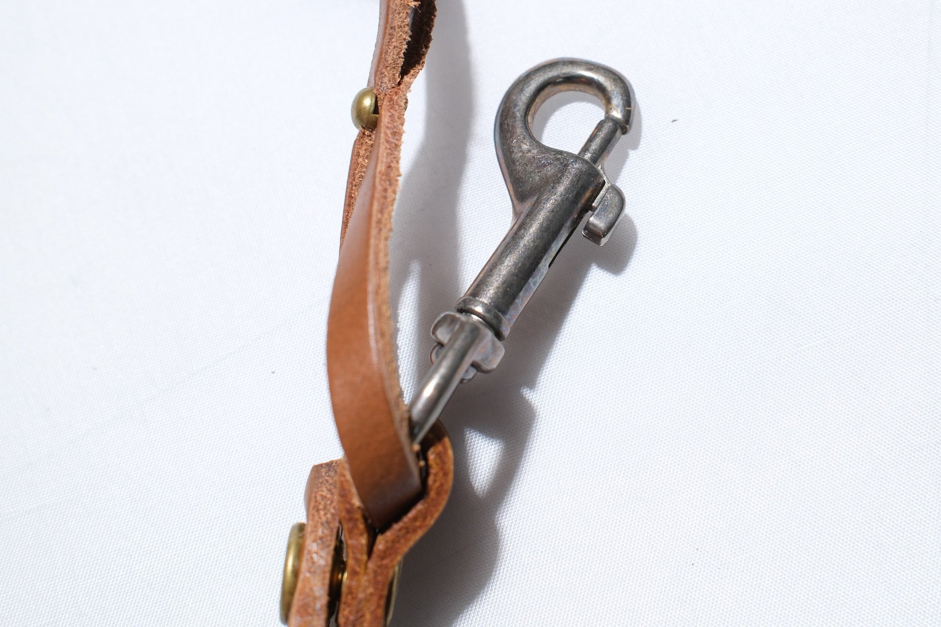 Hollywood Trading Company Snap Key Holder with Purple Crystal (Light Brown Tea-core)
