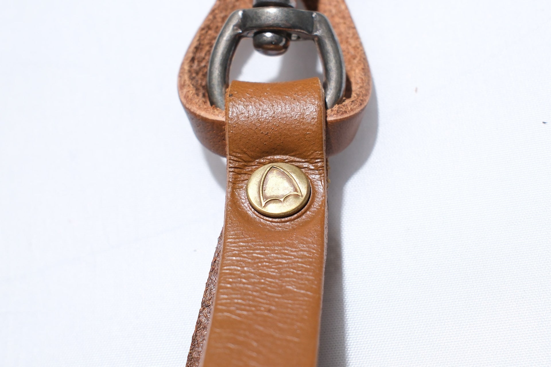 Hollywood Trading Company Snap Key Holder with Purple Crystal (Light Brown Tea-core)