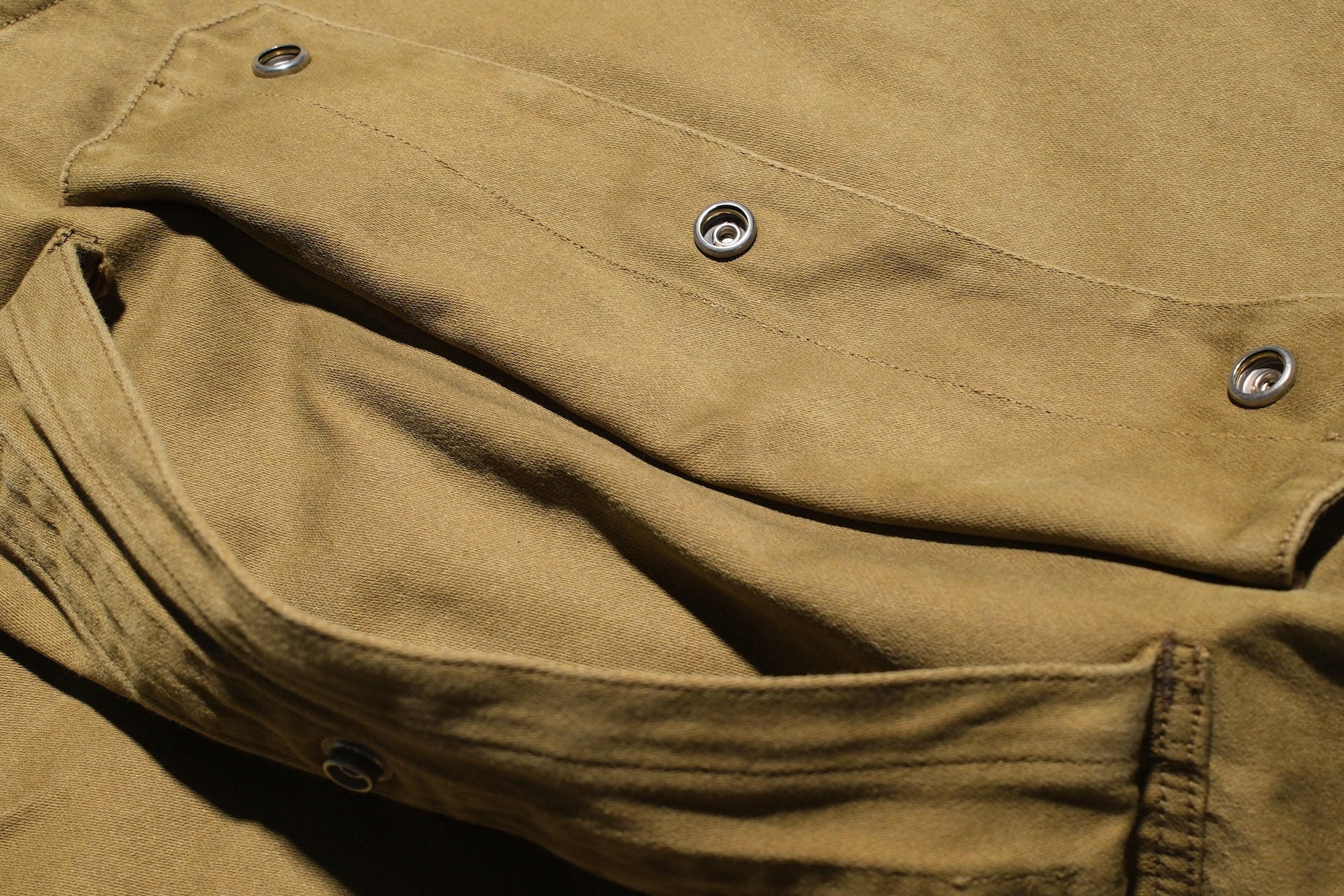Freewheelers “Speed Engineer” Sleeveless Coat (Khaki)