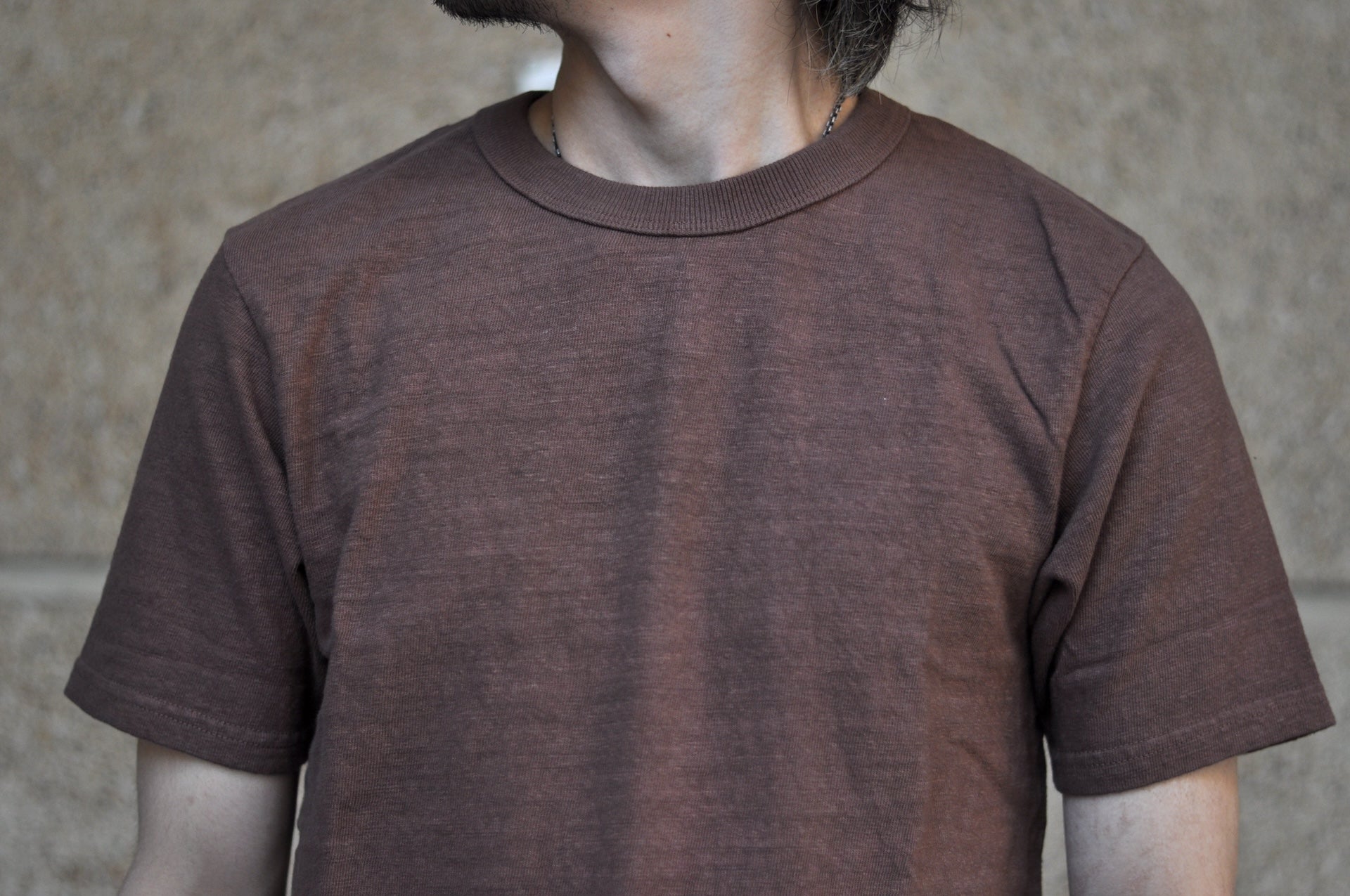 UES 9.5oz "NO.8 Slub Nep" Heavyweight Plain Tee (Charcoal Brown)