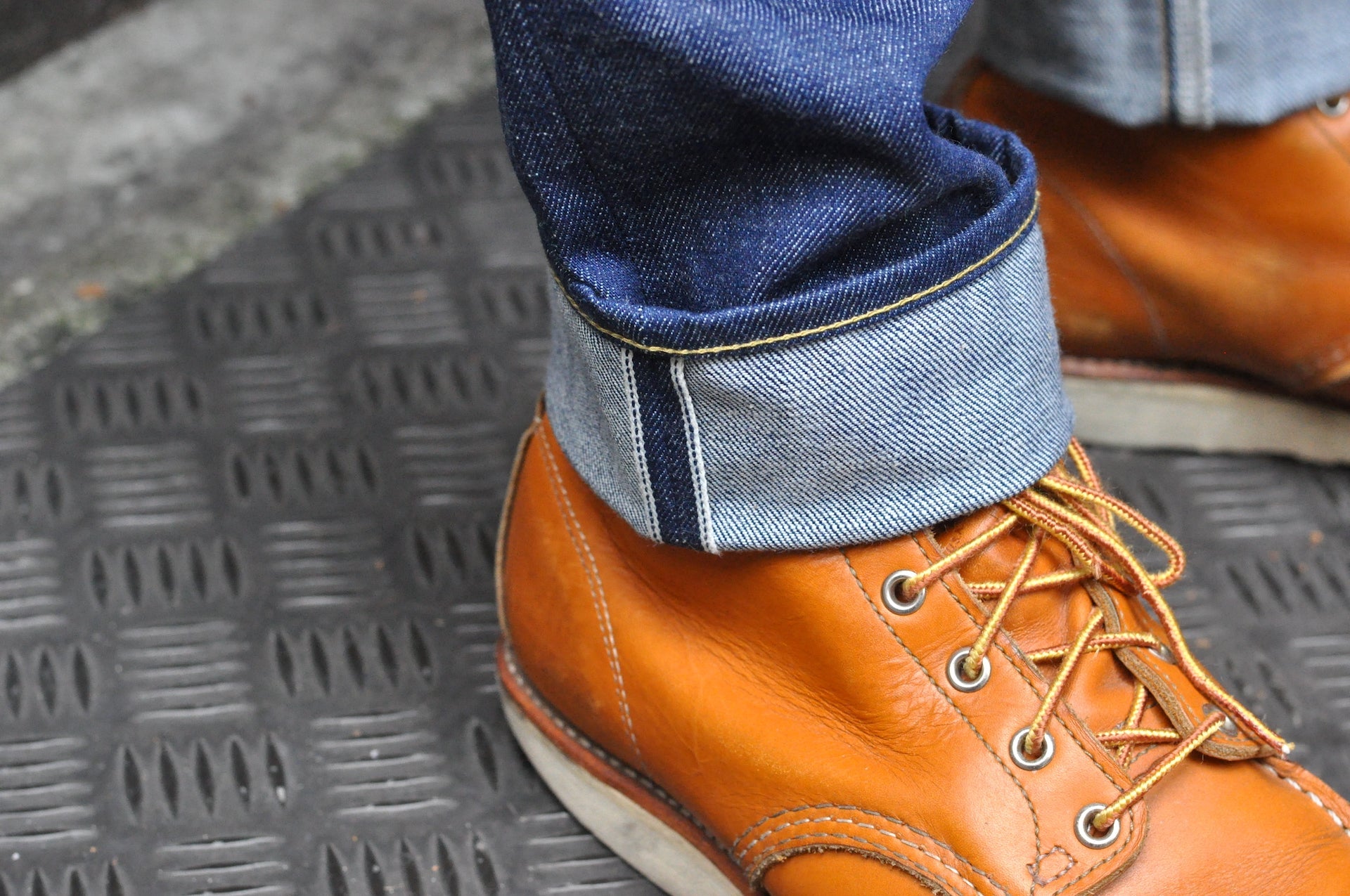 MOMOTARO JEANS  13.5oz 0405-AI "Ultimate Natural Indigo" Denim (High Tapered fit)