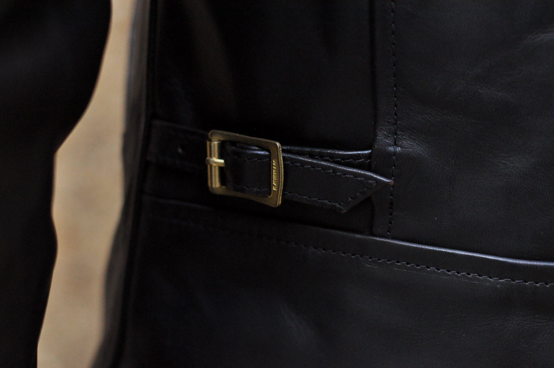 The Flat Head Horsehide 40s Single Sport Jacket (Black Tea-cored)