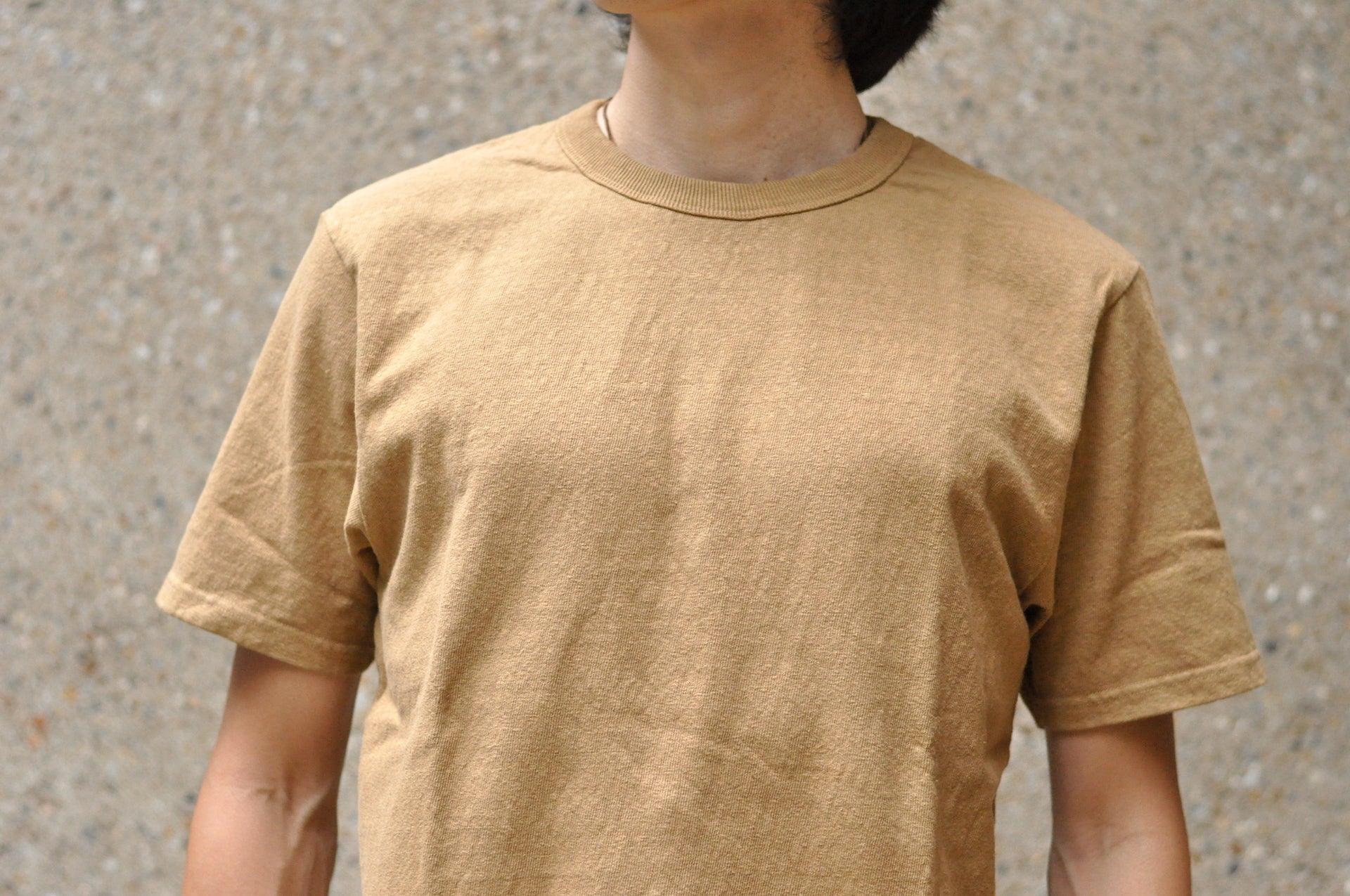 UES 9.5oz "NO.8 Slub Nep" Heavyweight Plain Tee (Khaki Brown)