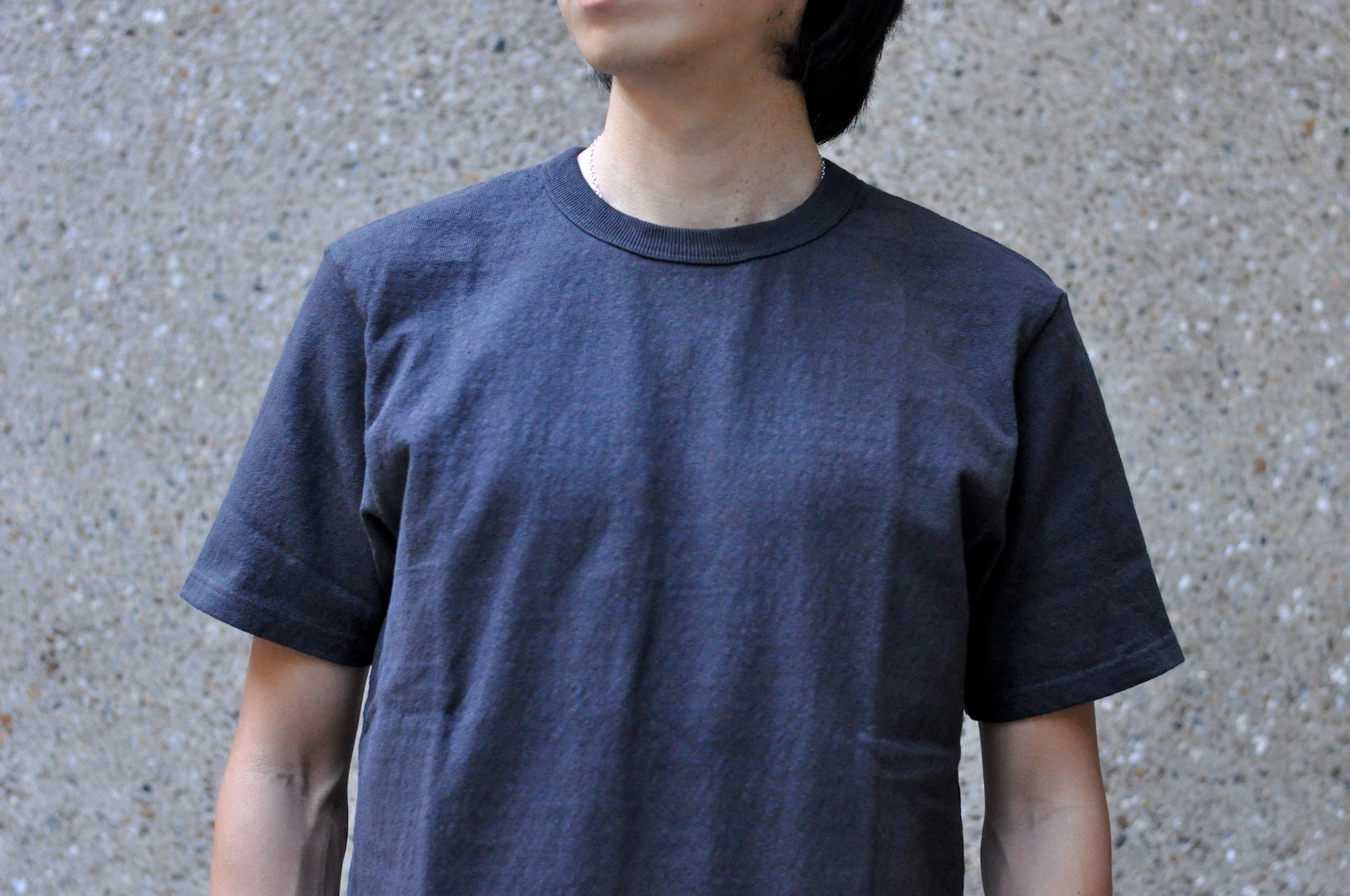UES 9.5oz "NO.8 Slub Nep" Heavyweight Plain Tee (Sumi Black)