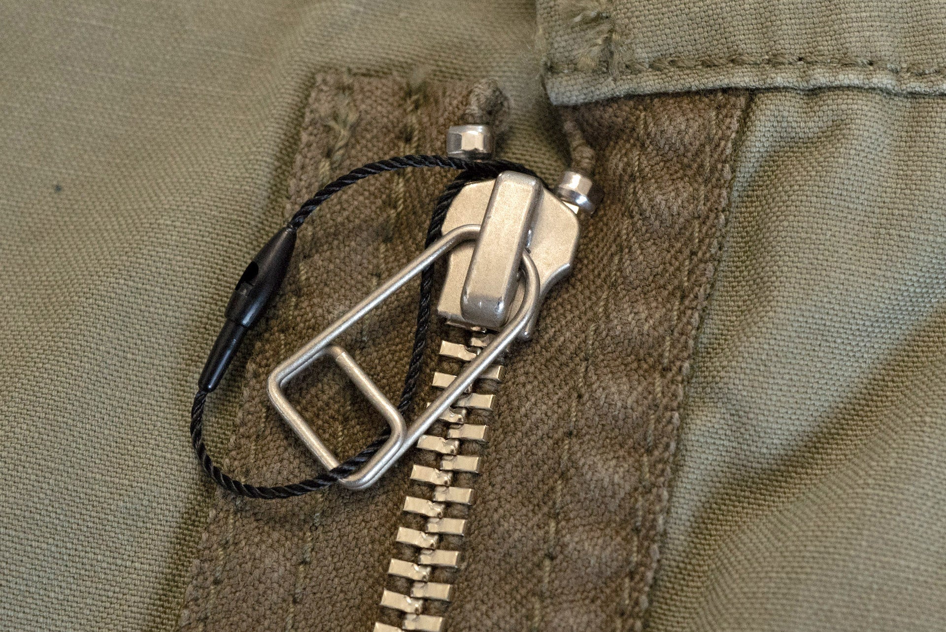 Maru Sankaku Peke by SDA "Tsugihagi" Fish Tail Military Parka