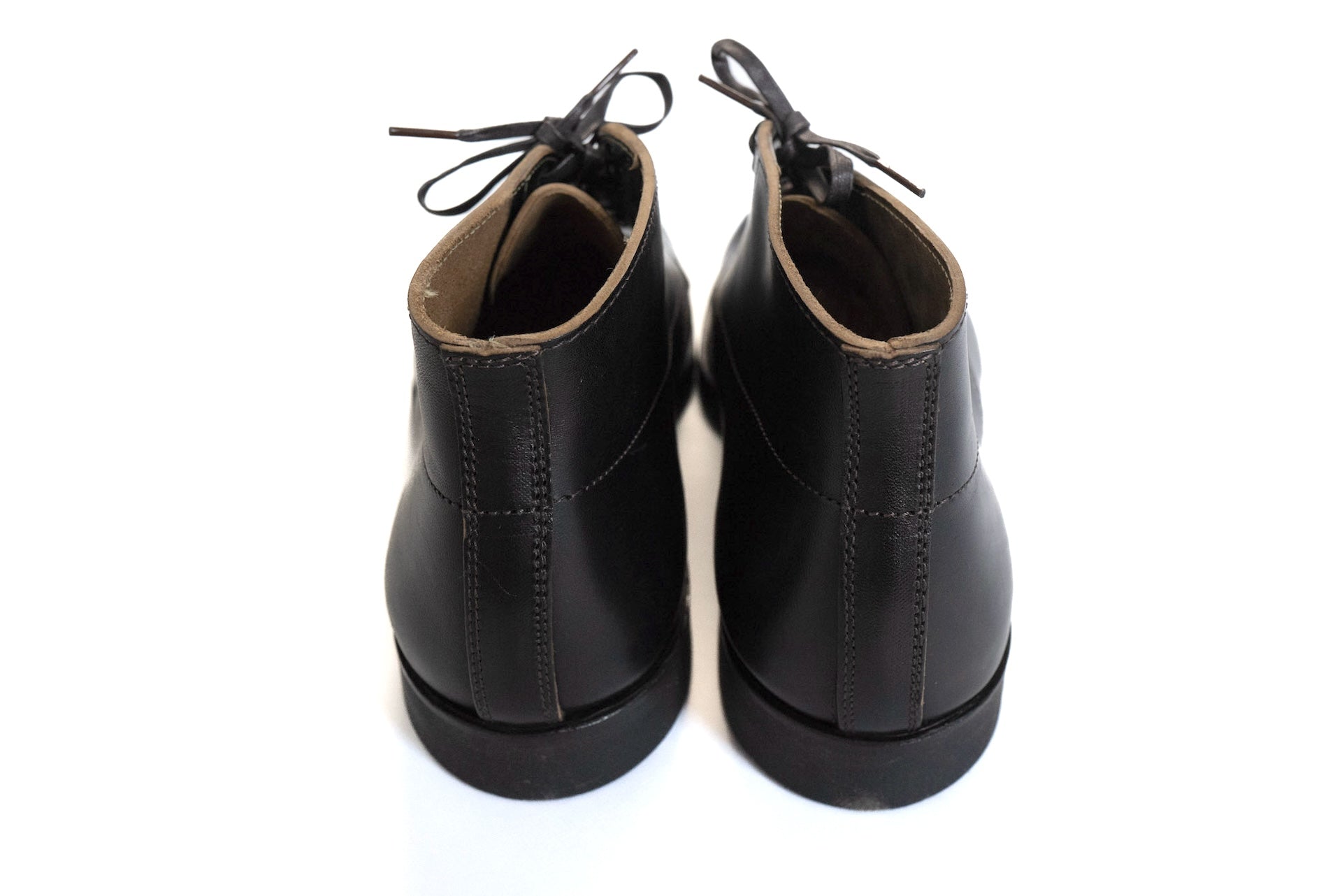 Skoob X CORLECTION Horsebutt Military Chukka Boots (Black Tea-Core)