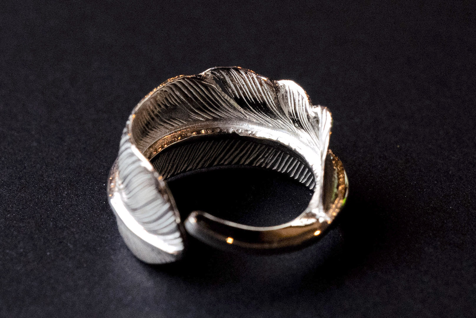 First Arrow's Large Feather Ring (R-015)