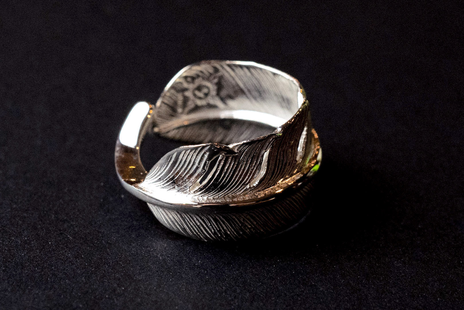 First Arrow's Large Feather Ring (R-015)