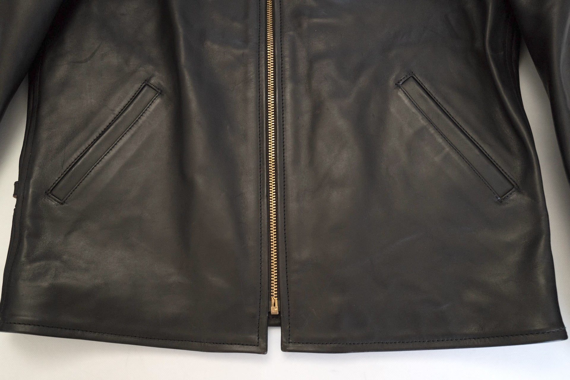 The Flat Head Horsehide 40s Single Sport Jacket (Black Tea-cored)