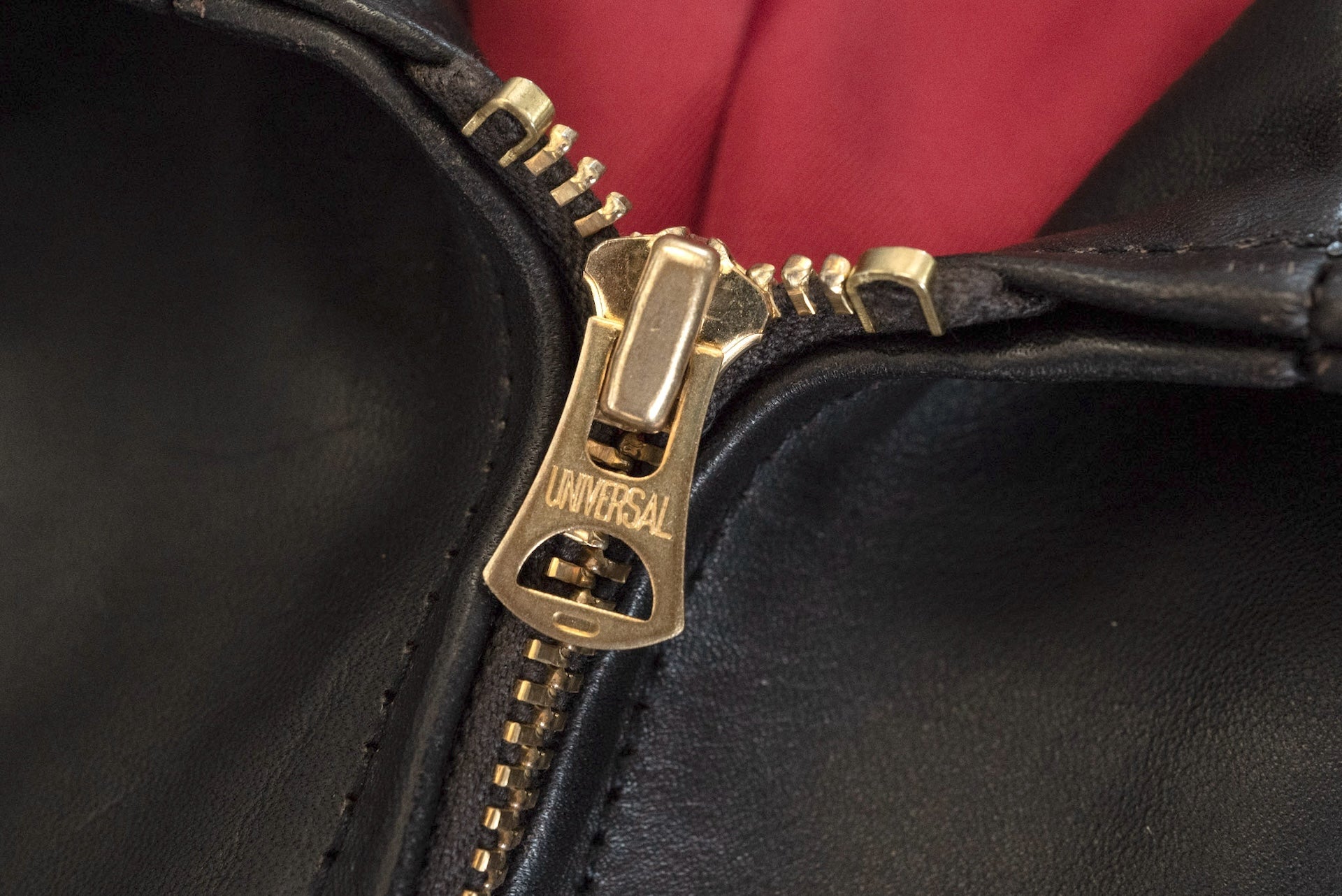 The Flat Head Horsehide 40s Single Sport Jacket (Black Tea-cored)