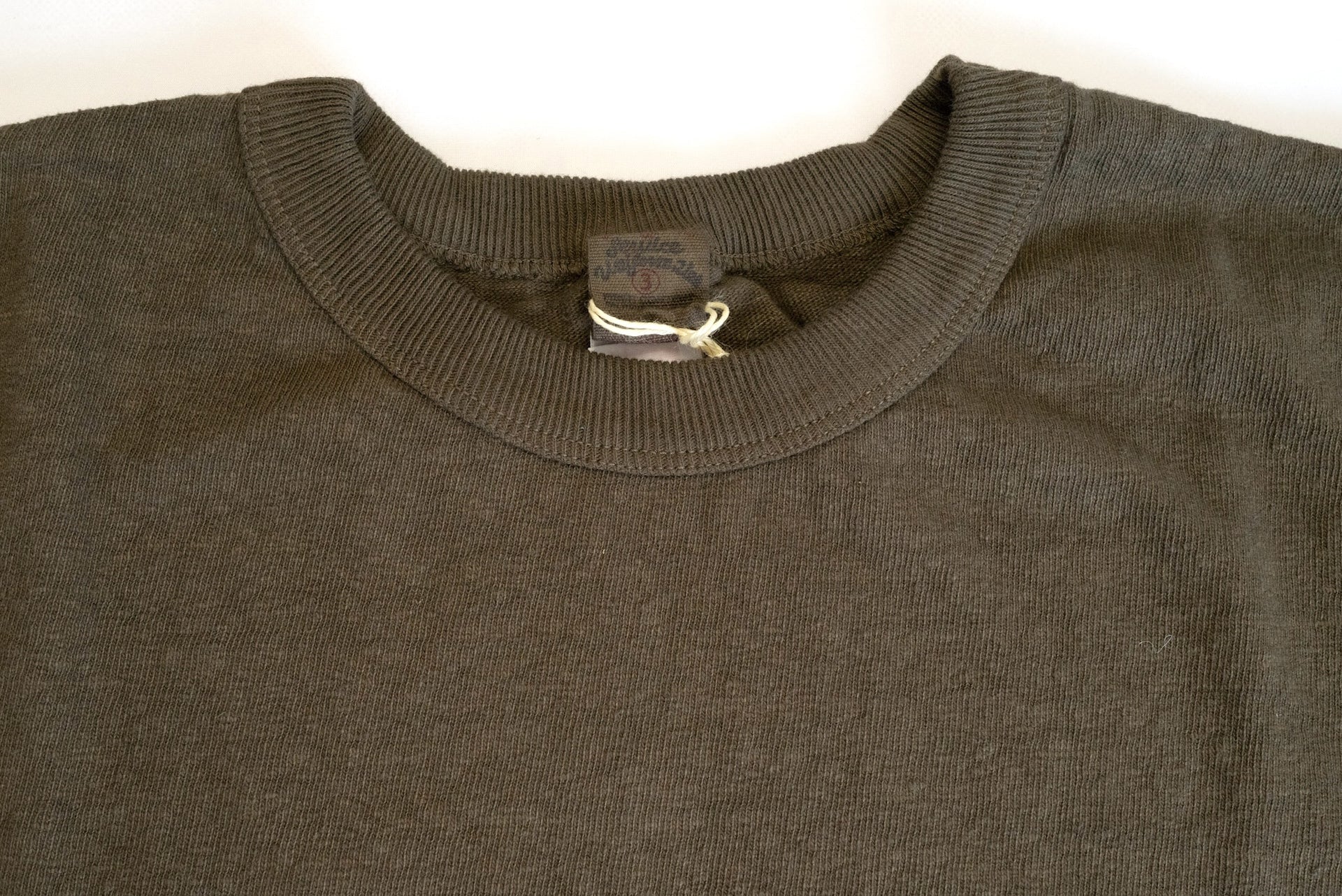 UES 9.5oz "NO.8 Slub Nep" Heavyweight Plain Tee (Vintage Olive)