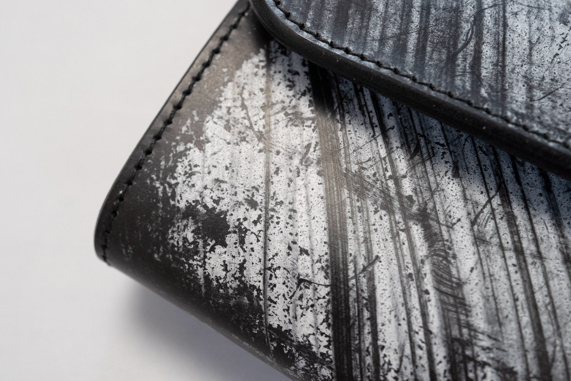 Inception by Accel Company 'Bridle Cowhide' Middle Wallets (Brown)