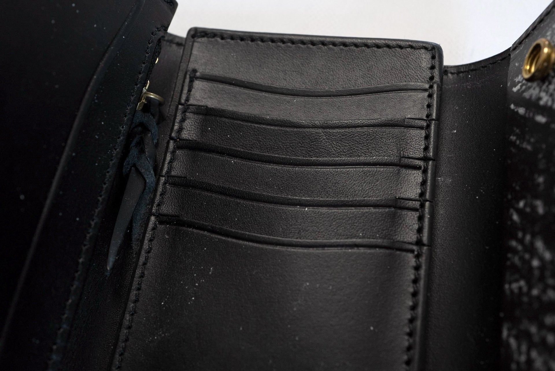 Inception by Accel Company 'Bridle Cowhide' Middle Wallets (Brown)