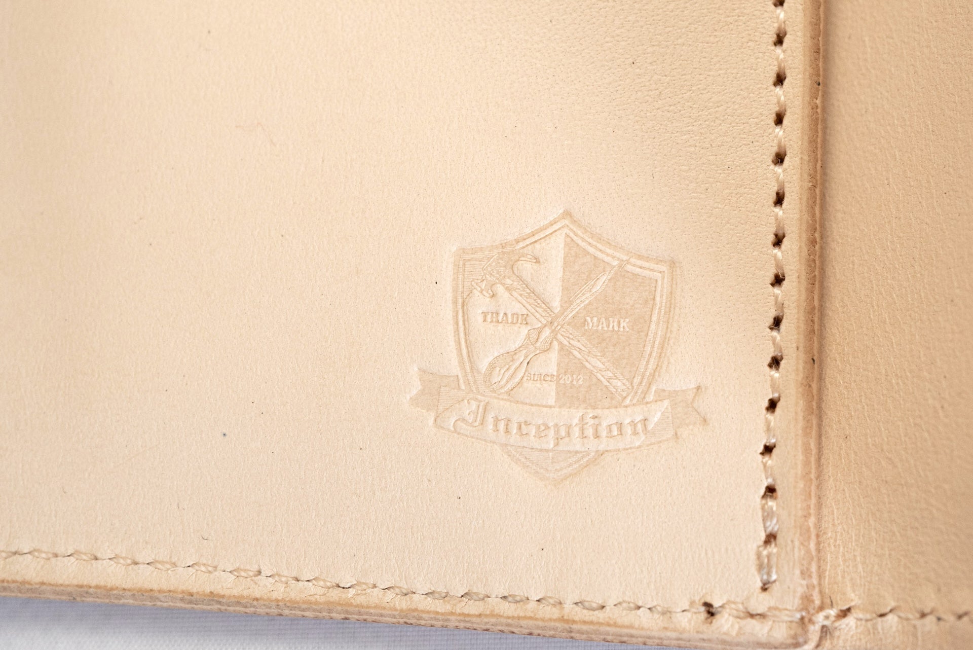 Inception by Accel Company 'Bridle Cowhide' Middle Wallets (Tan)