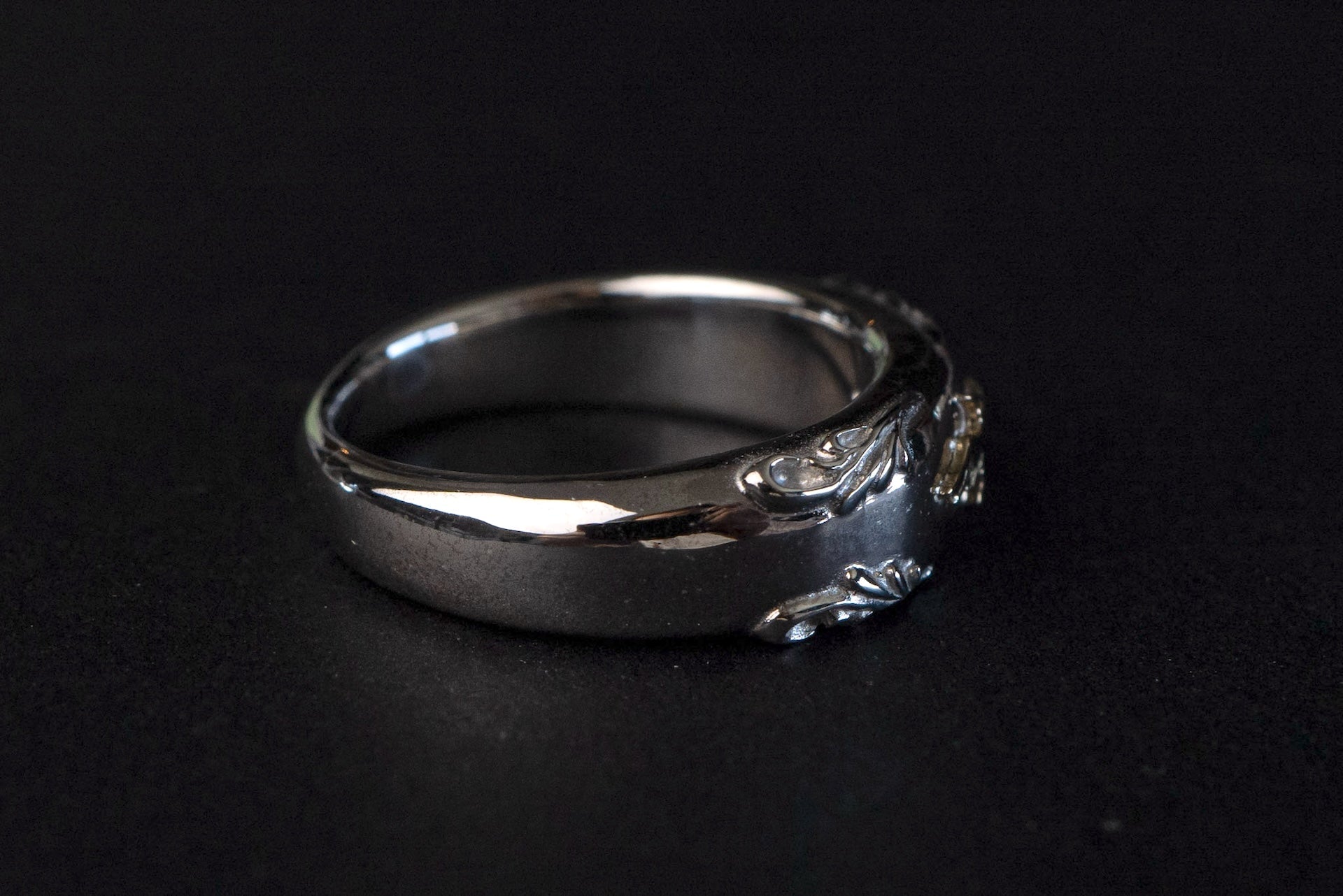 Legend Size Small "Mirror of The Sky" Silver Ring With 18K Gold Flying Eagle (R-78-S)