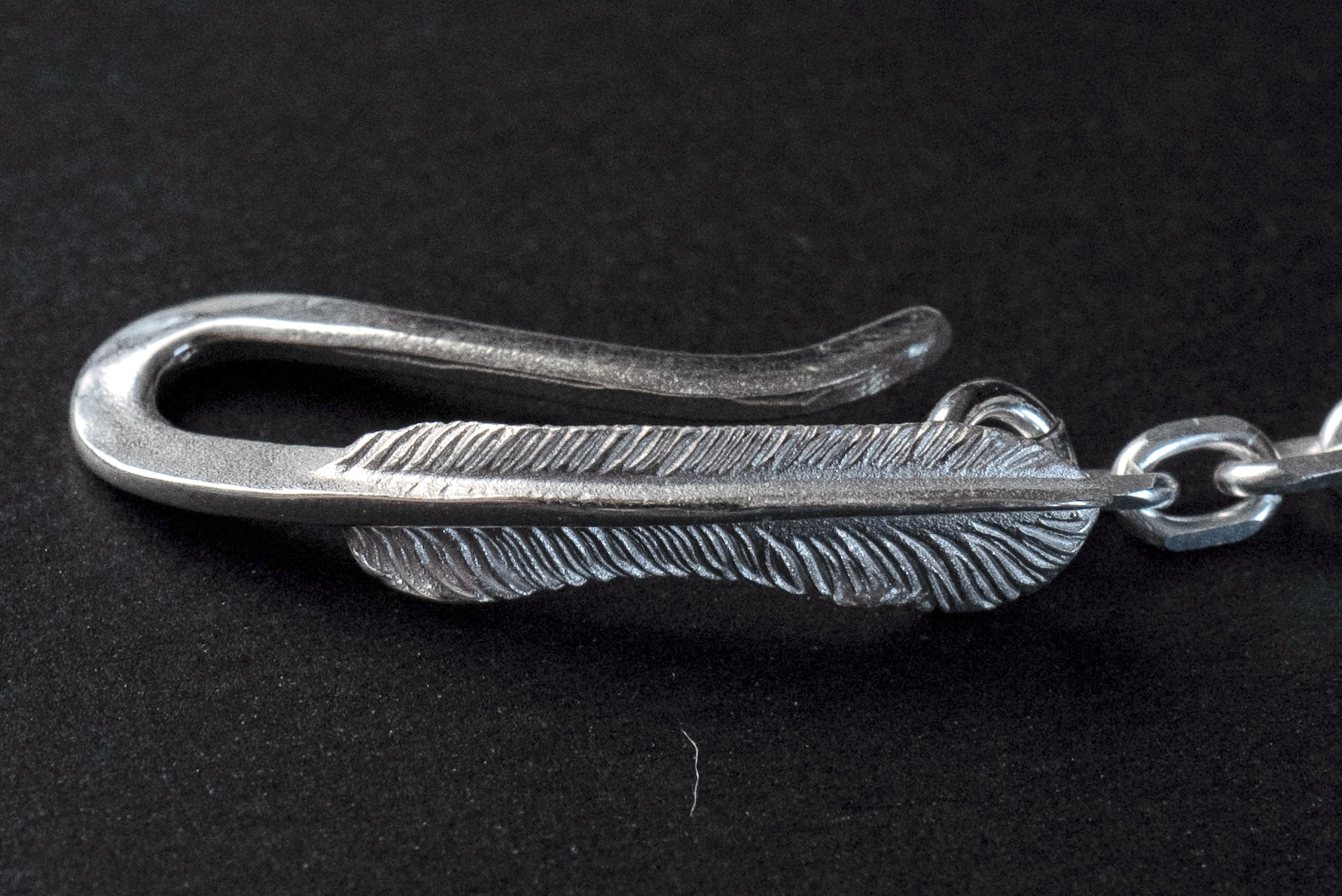 Legend Medium Silver Necklace with Feather Hook