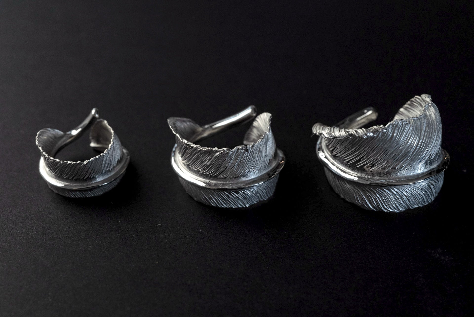 Legend "Curled" X-Large Feather Silver Ring